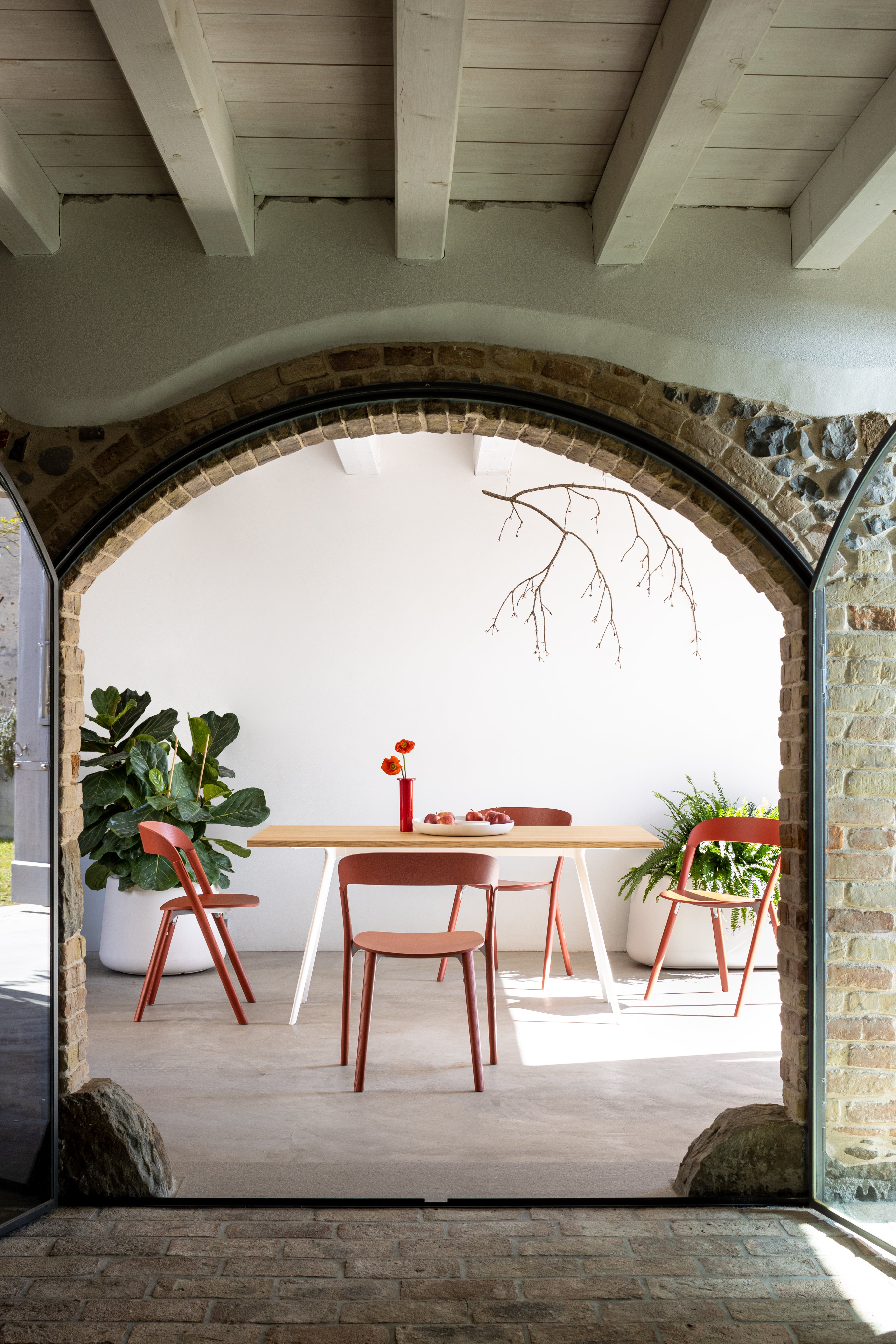 BOUQUET black table lamp