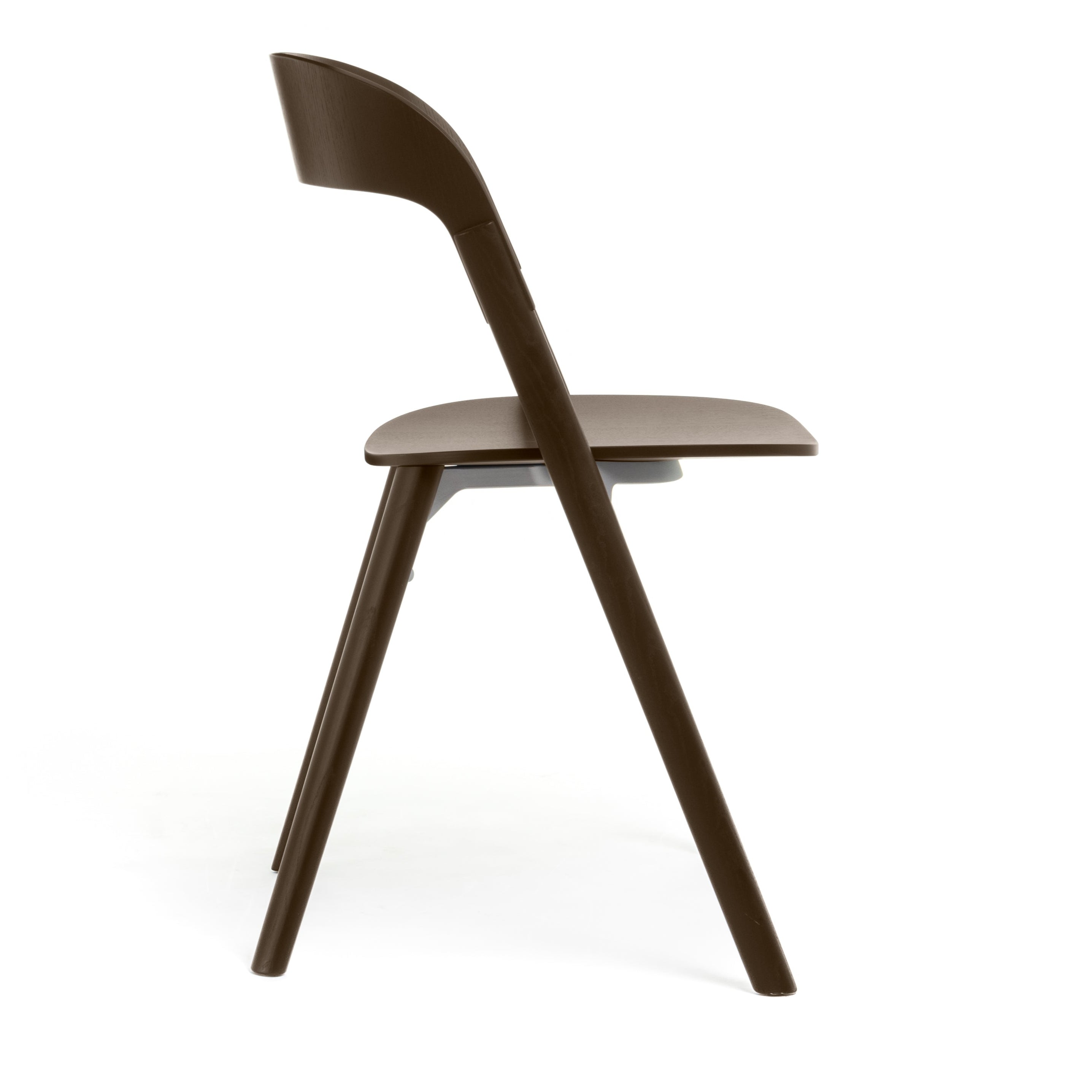 PILA chair in brown ash wood
