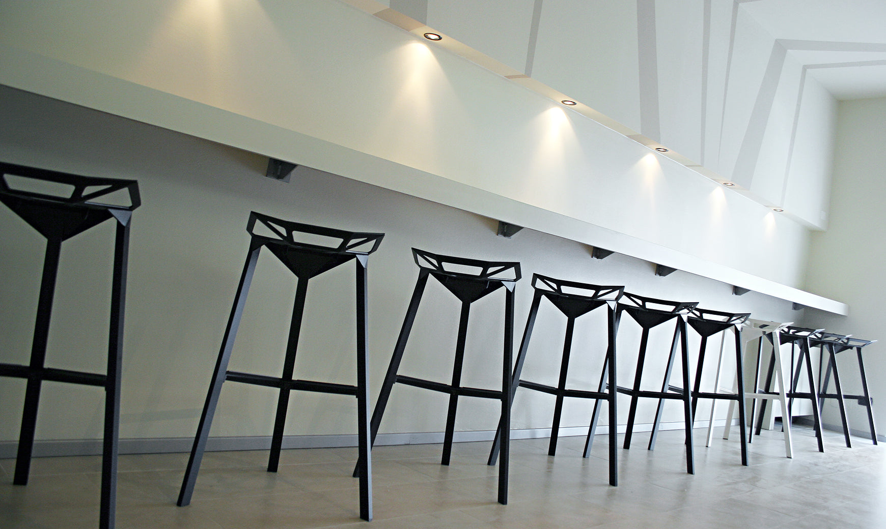 Hocker STOOL_ONE zwart