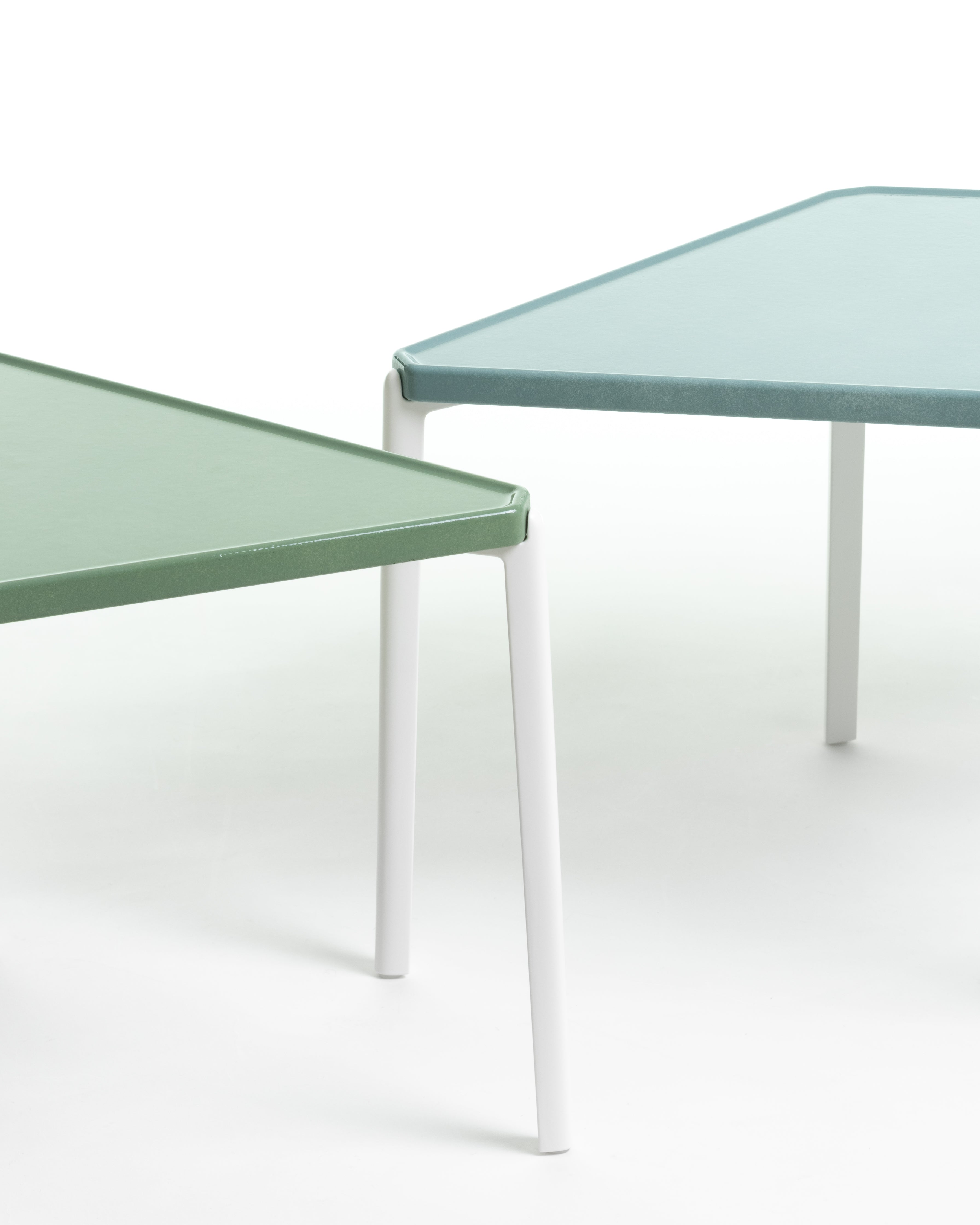 TAMBOUR groene beton salontafel