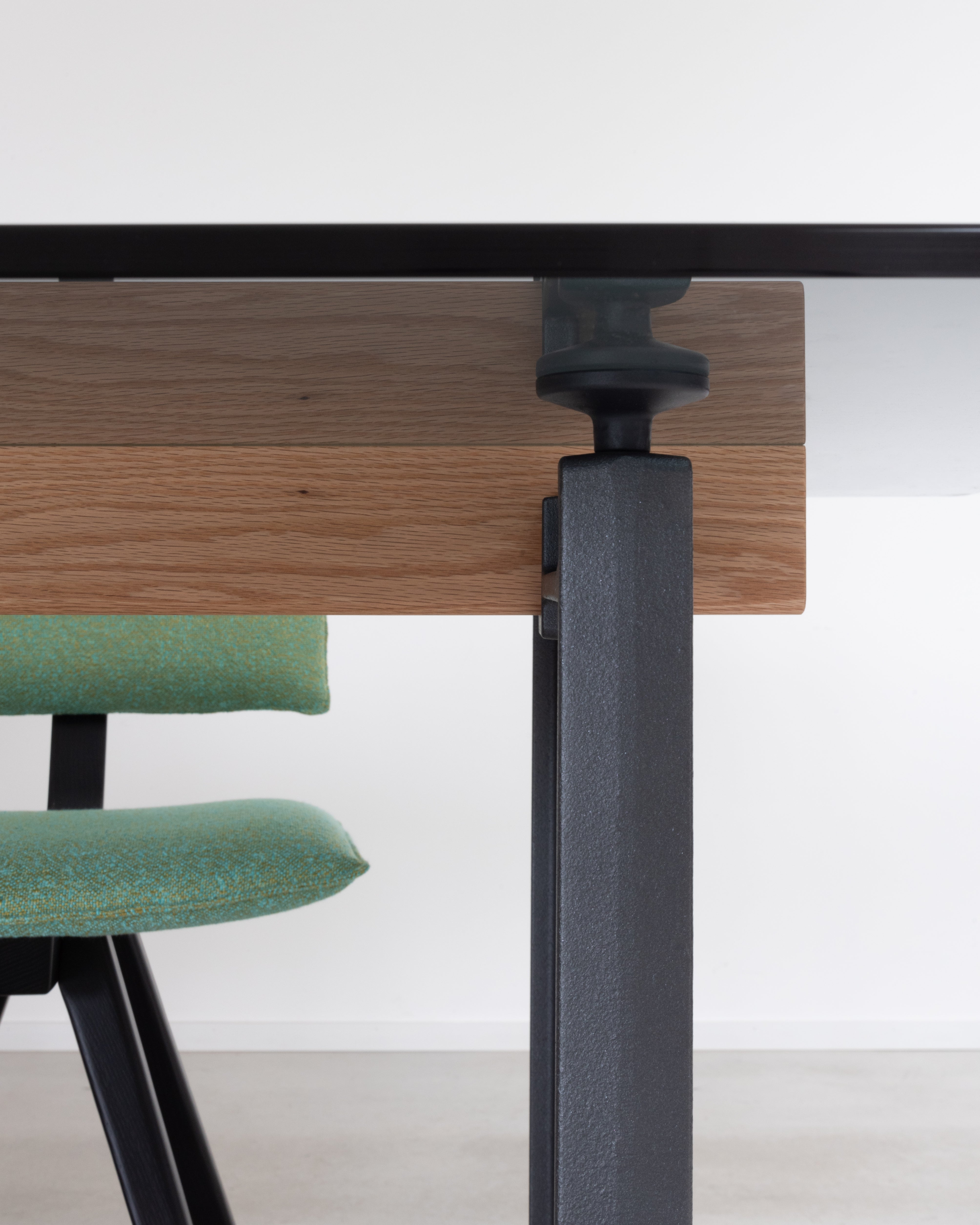 Tafel BRUT turquoise basis