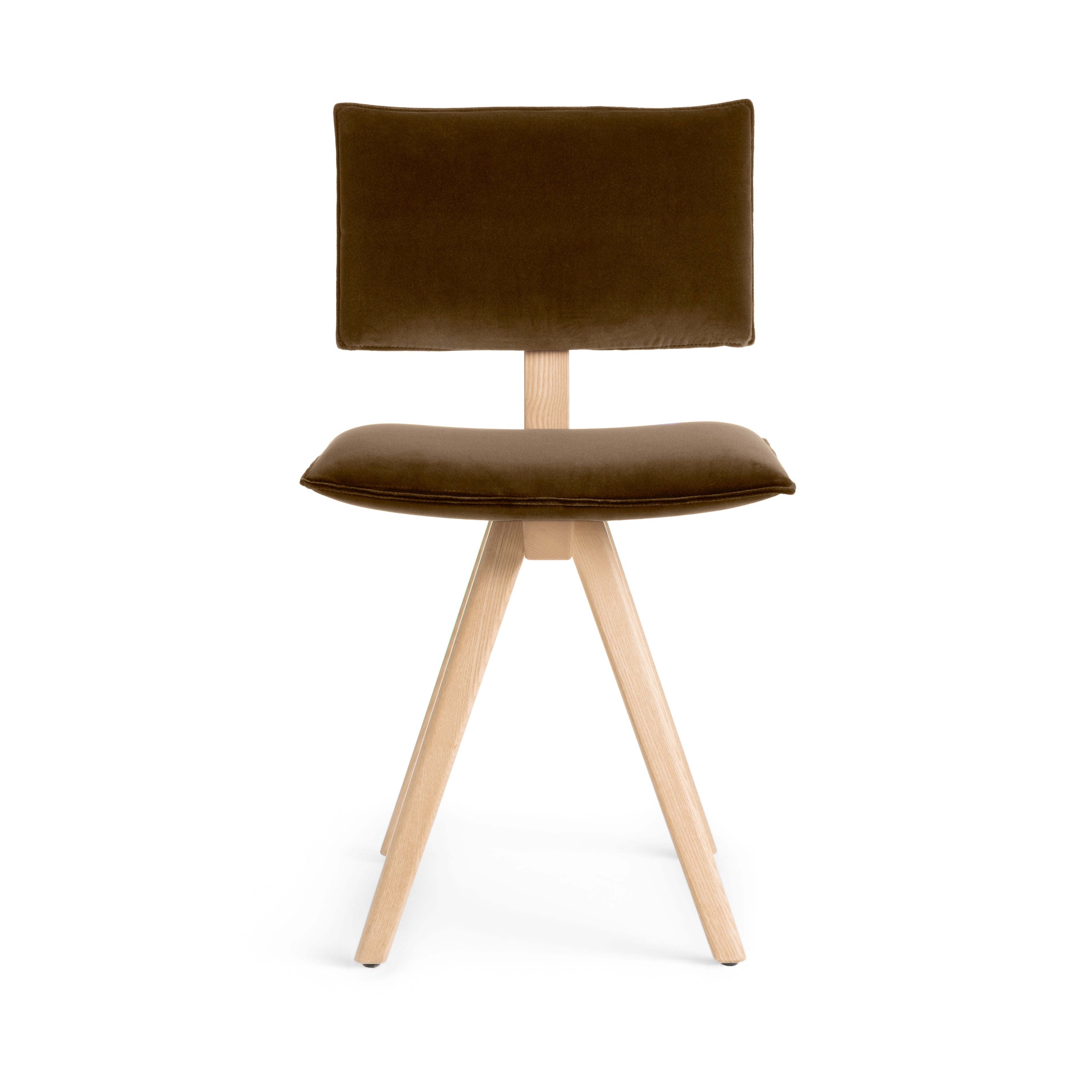 Gestoffeerde TRAVE stoel met lichte essen basis