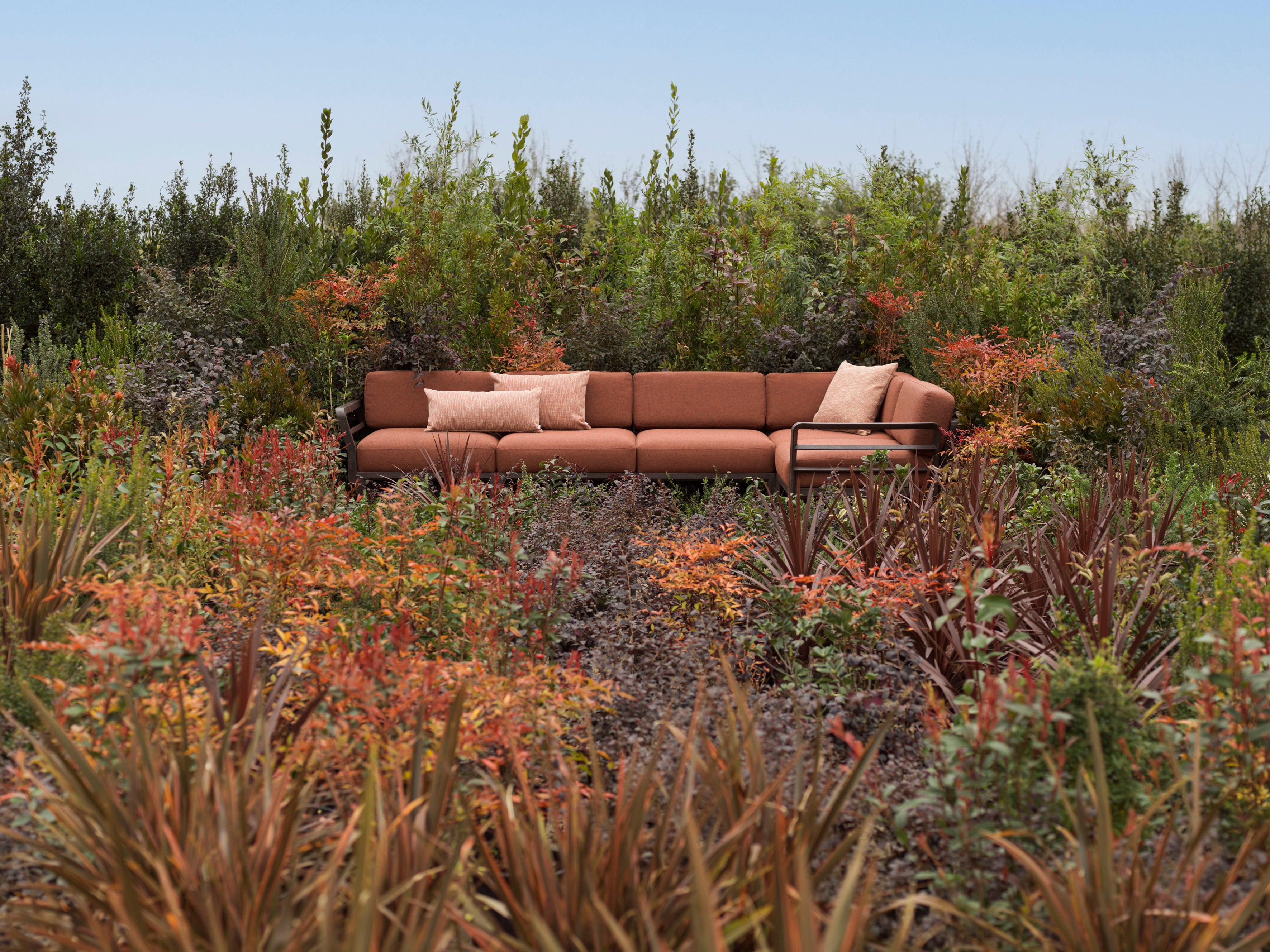 MAXIMO 5 Modular Outdoor Corner Sofa in Thyme Green with Brown Base