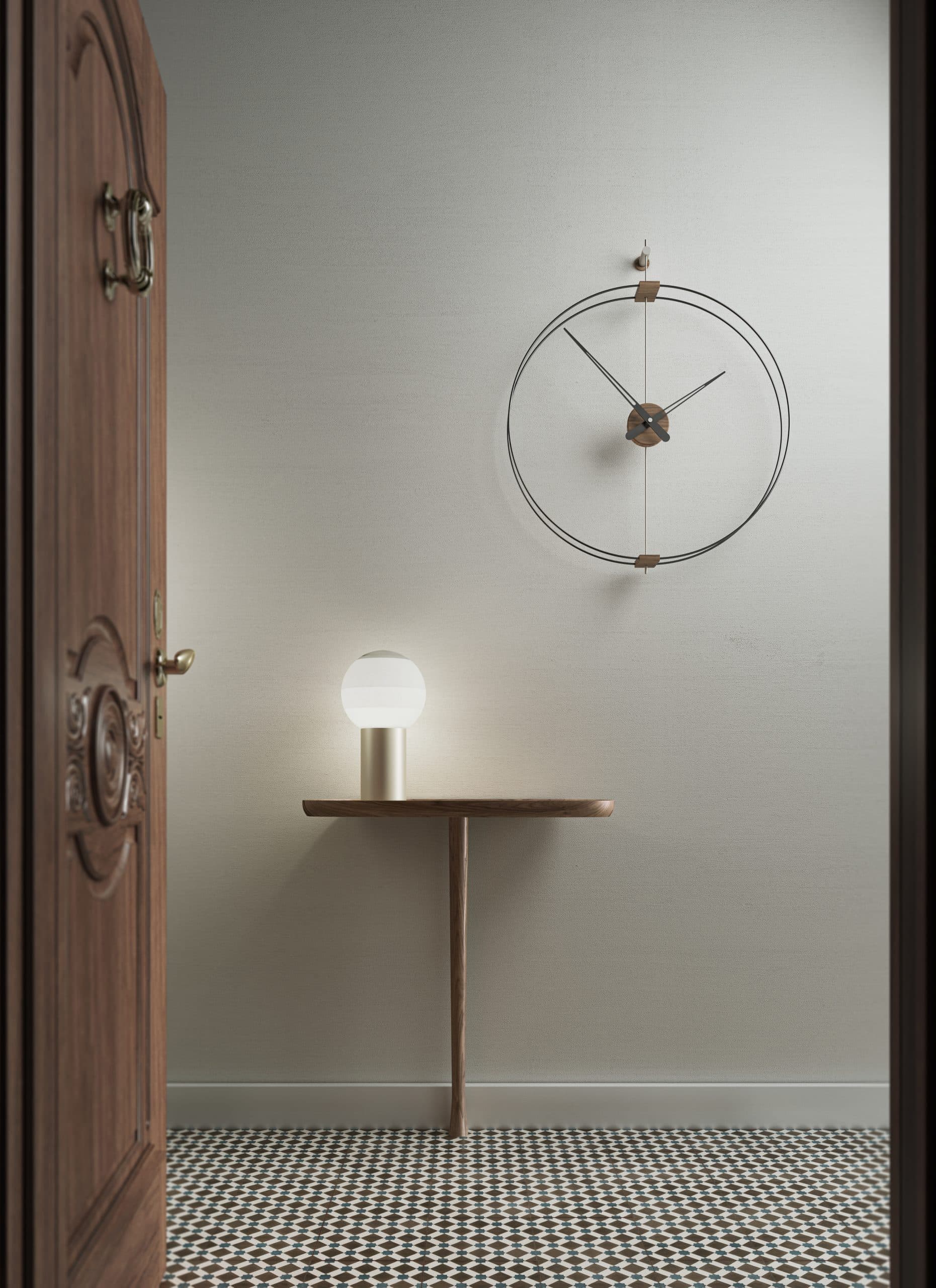 Wandklok BARCELONA MINI notenhout met zwart en zilver