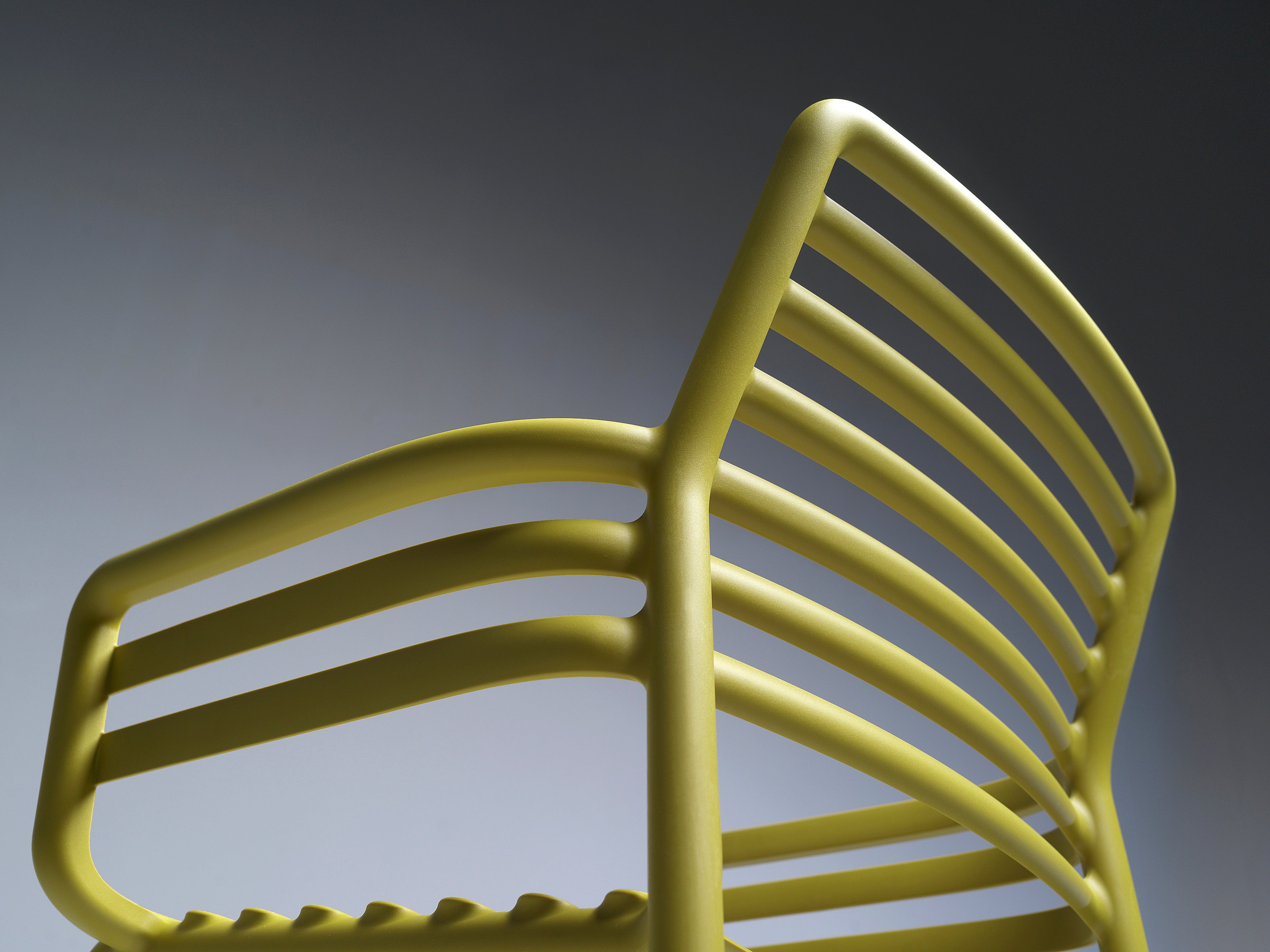 Outdoor chair with armrests DOGA cappuccino