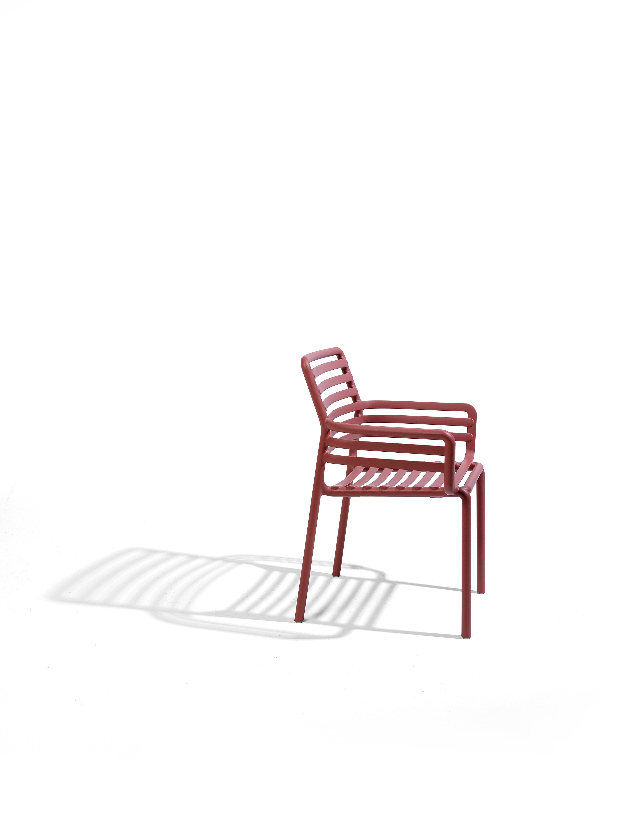 Outdoor chair with armrests DOGA marsala