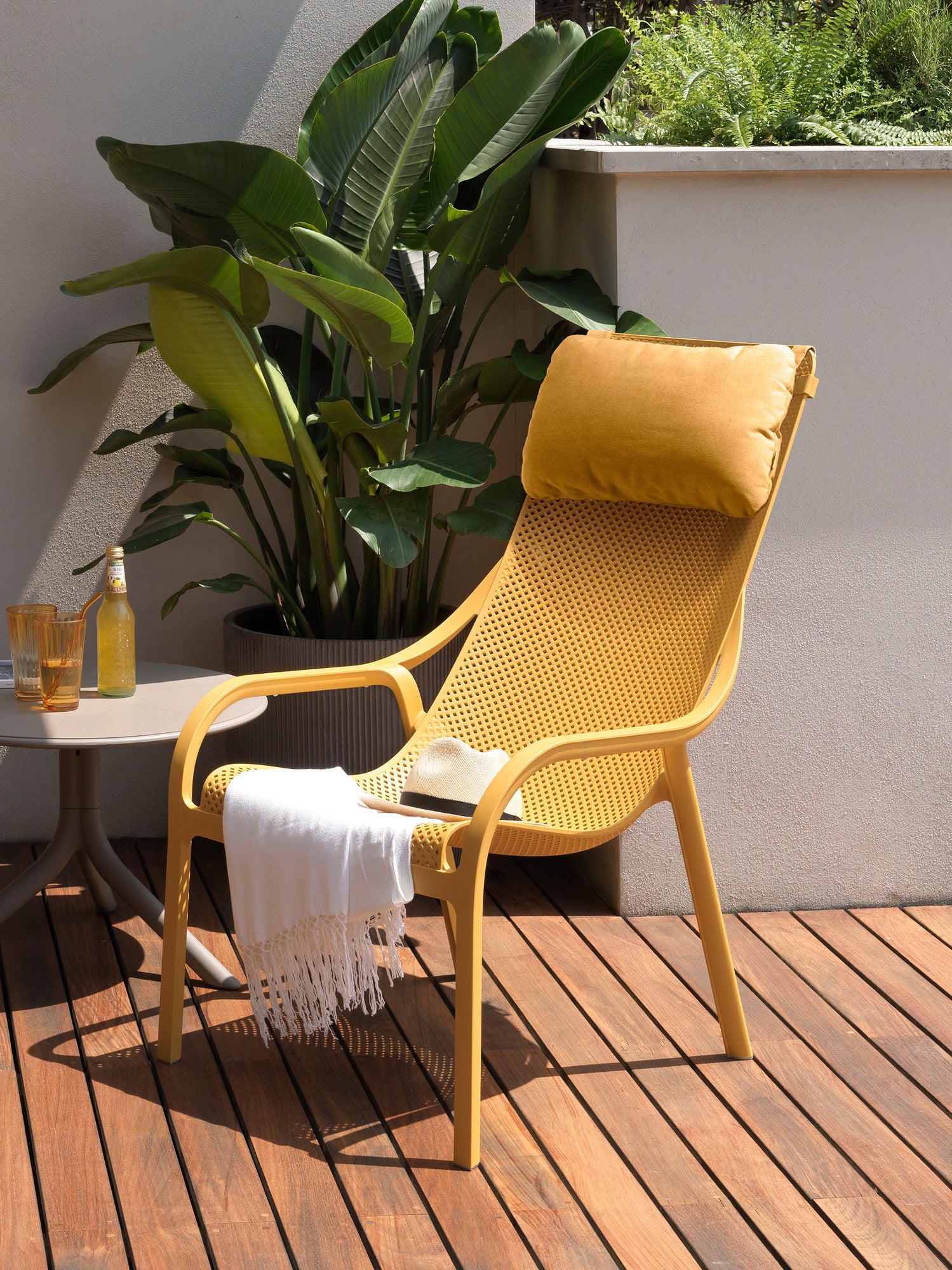 Buitenfauteuil NET mosterdkleurig