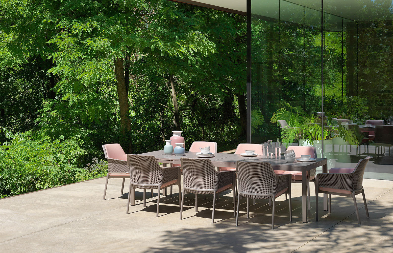 NET RELAX taupe outdoor armchair
