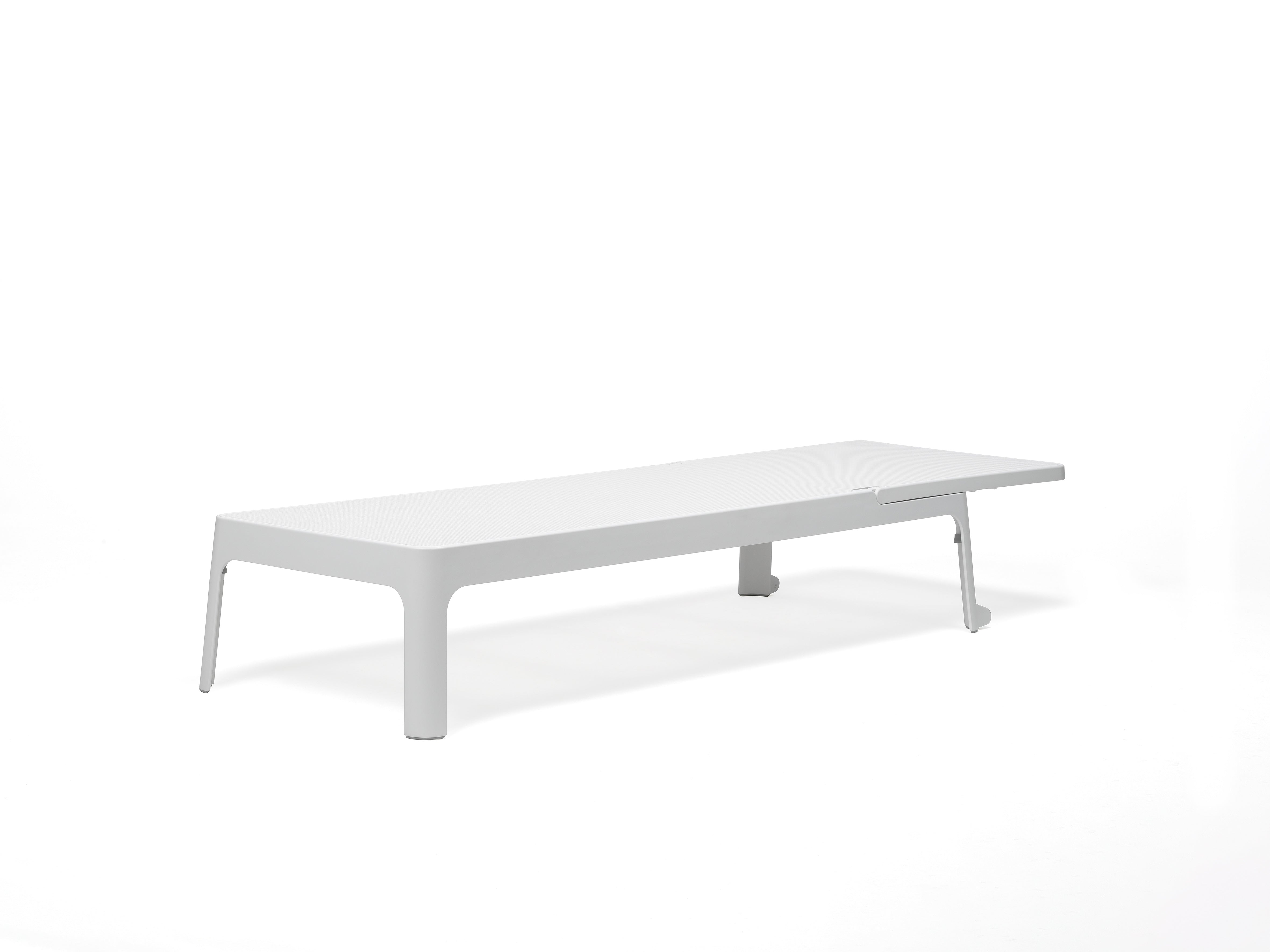 Buitenligstoel PLANO wit