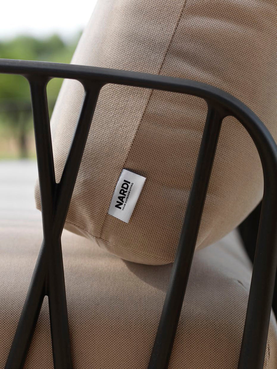Außenstuhl KOMODO – TECH PANAMA beige mit weißem Gestell