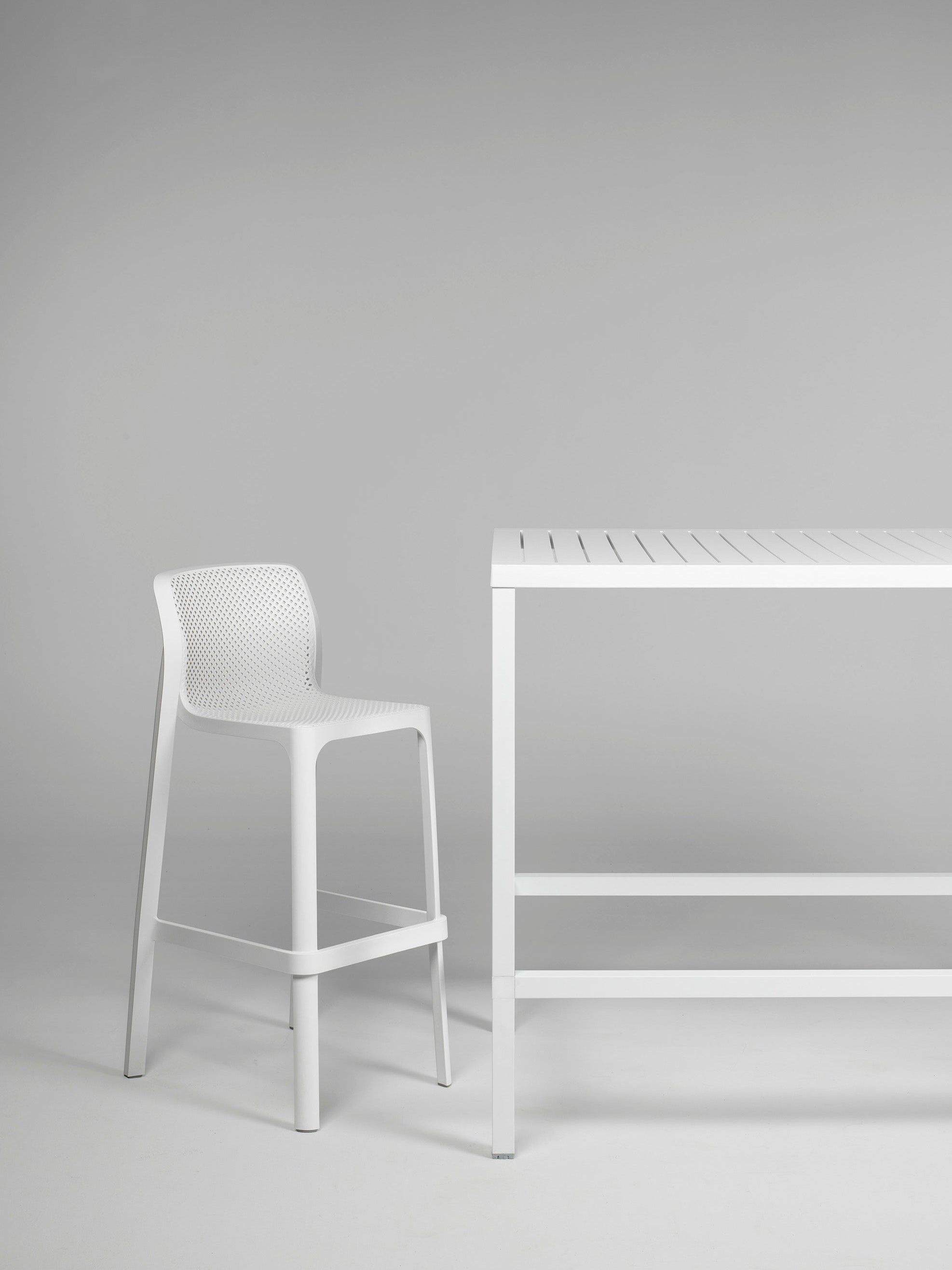 CUBE Anthracite Outdoor Table