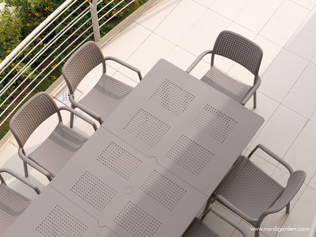 LIBECCIO taupe extendable outdoor table