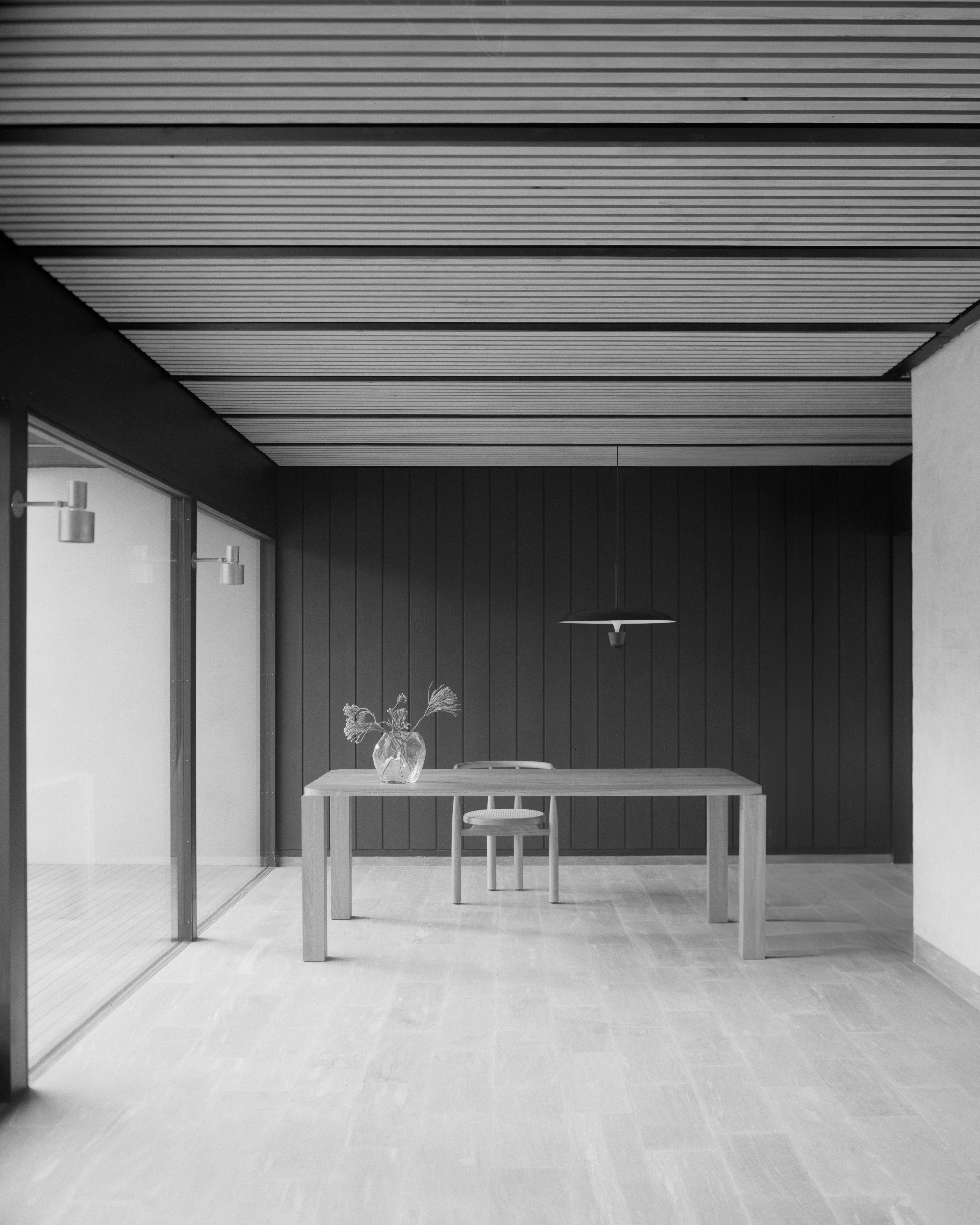 Pendelleuchte KANTARELL schwarz mit weißem Finish