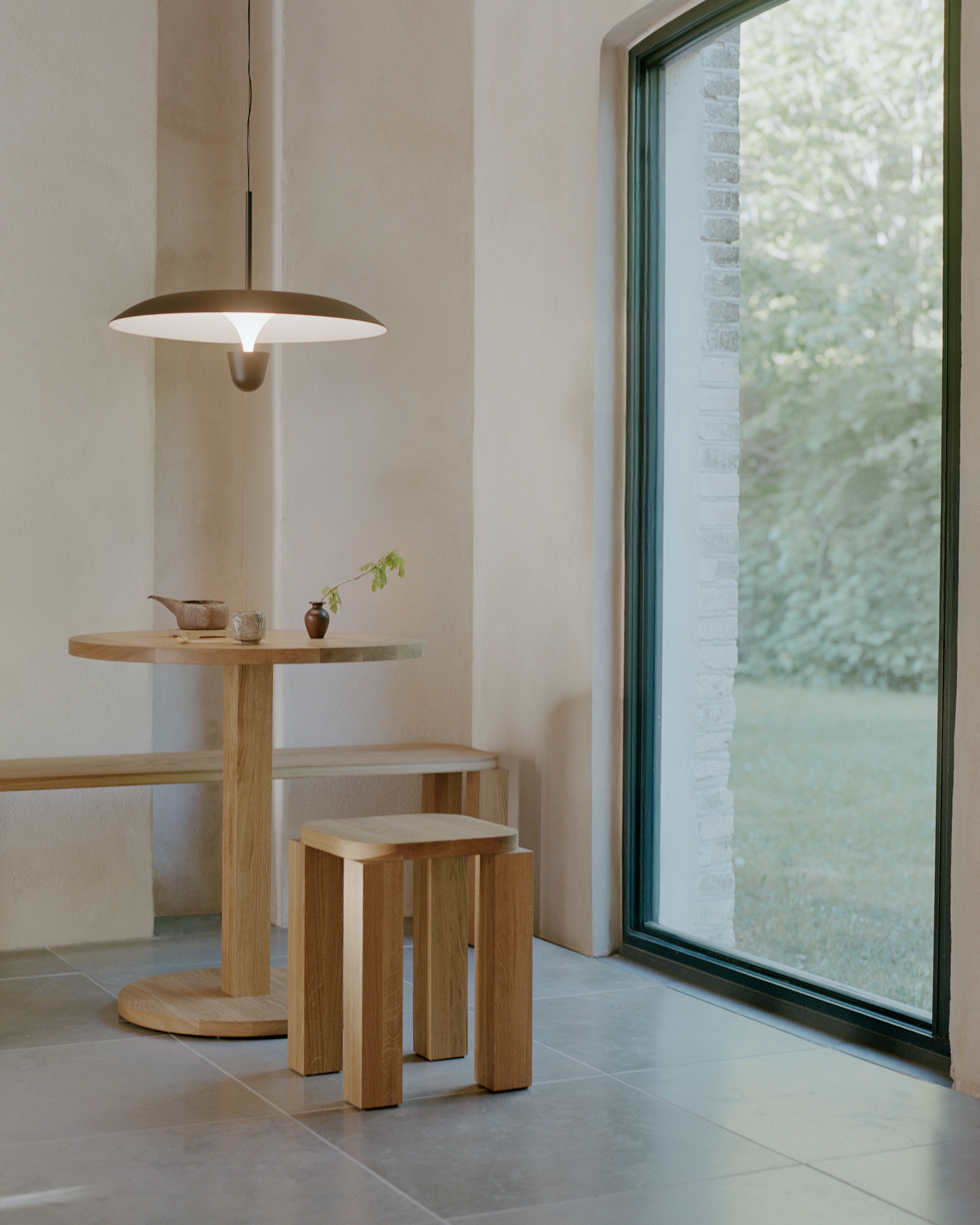 Pendelleuchte KANTARELL schwarz mit weißem Finish