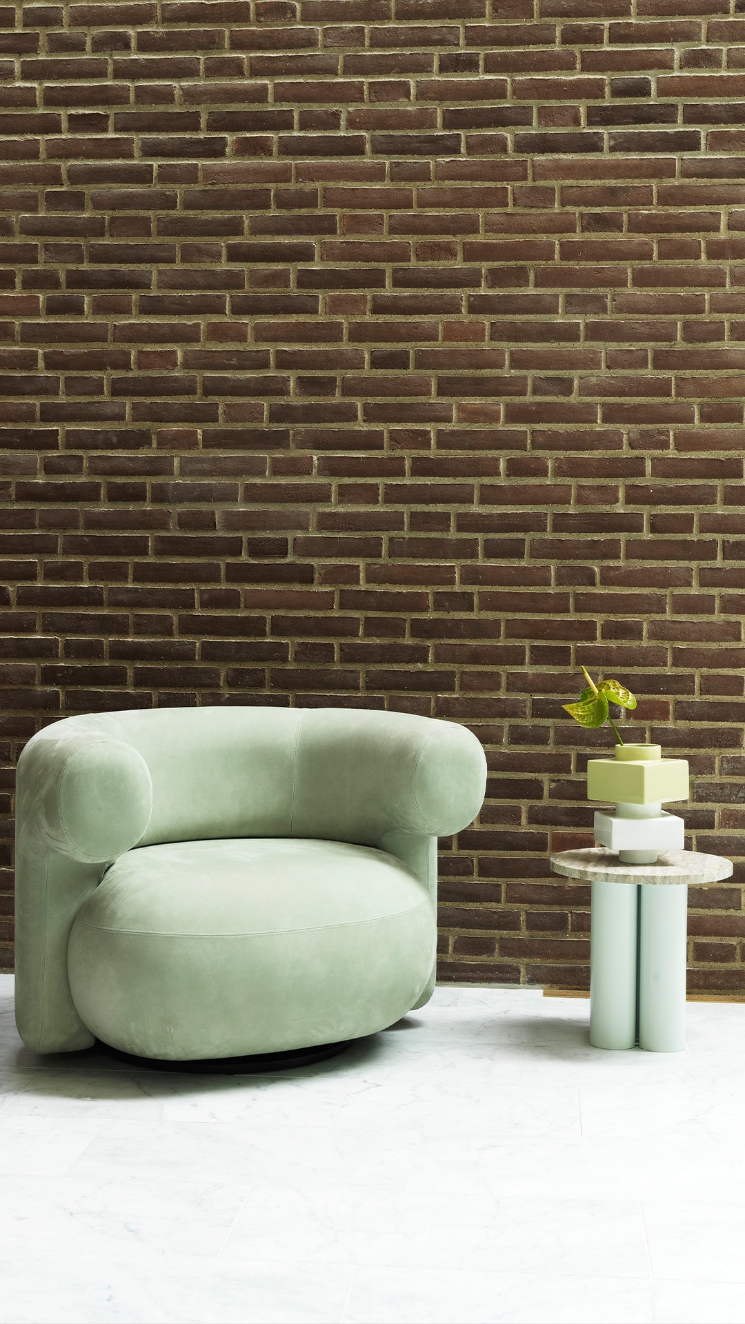 Fauteuil BURRA W. RETURN gestoffeerd