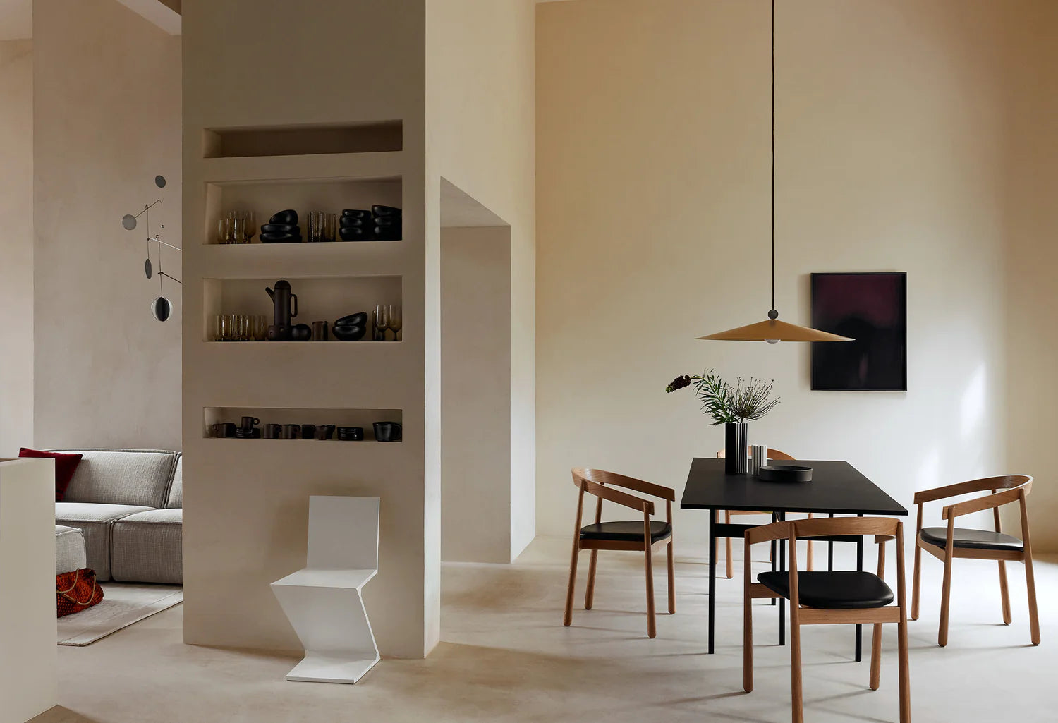 Stuhl HOMERUN schwarze Kunstleder mit schwarzem Gestell