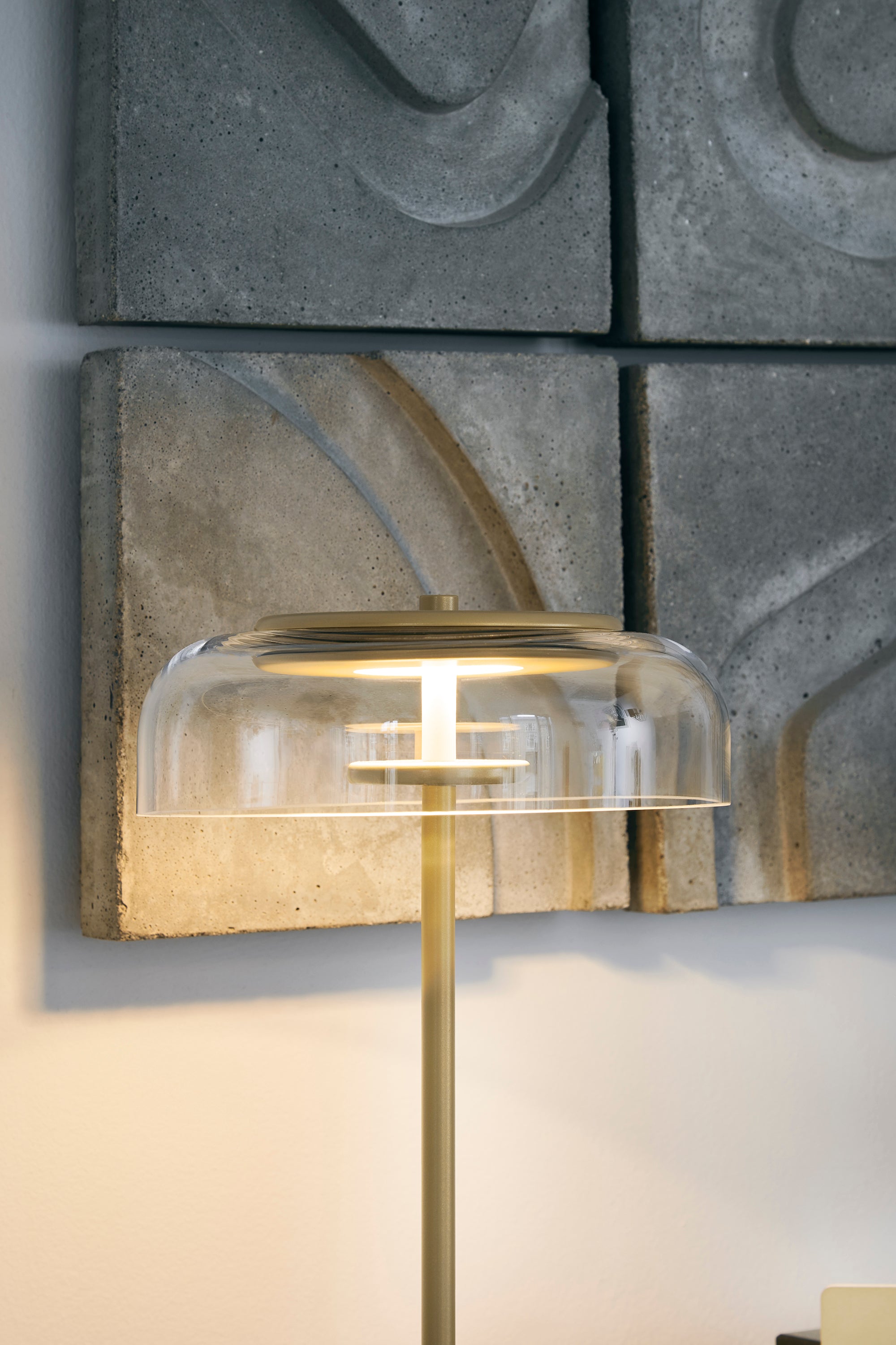 Tafellamp BLOSSI goud met transparant glas