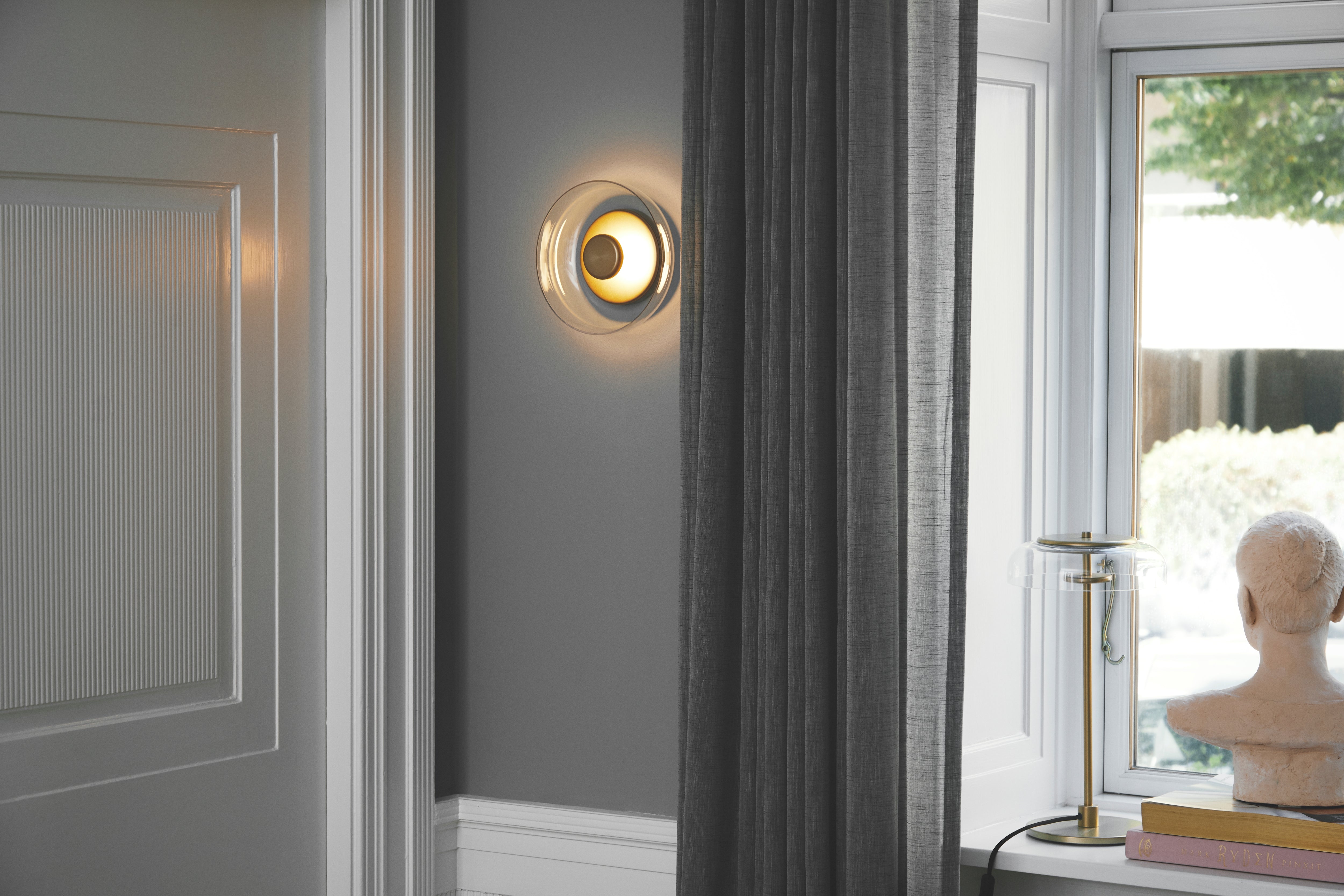 Wandleuchte BLOSSI gold mit transparentem Glas
