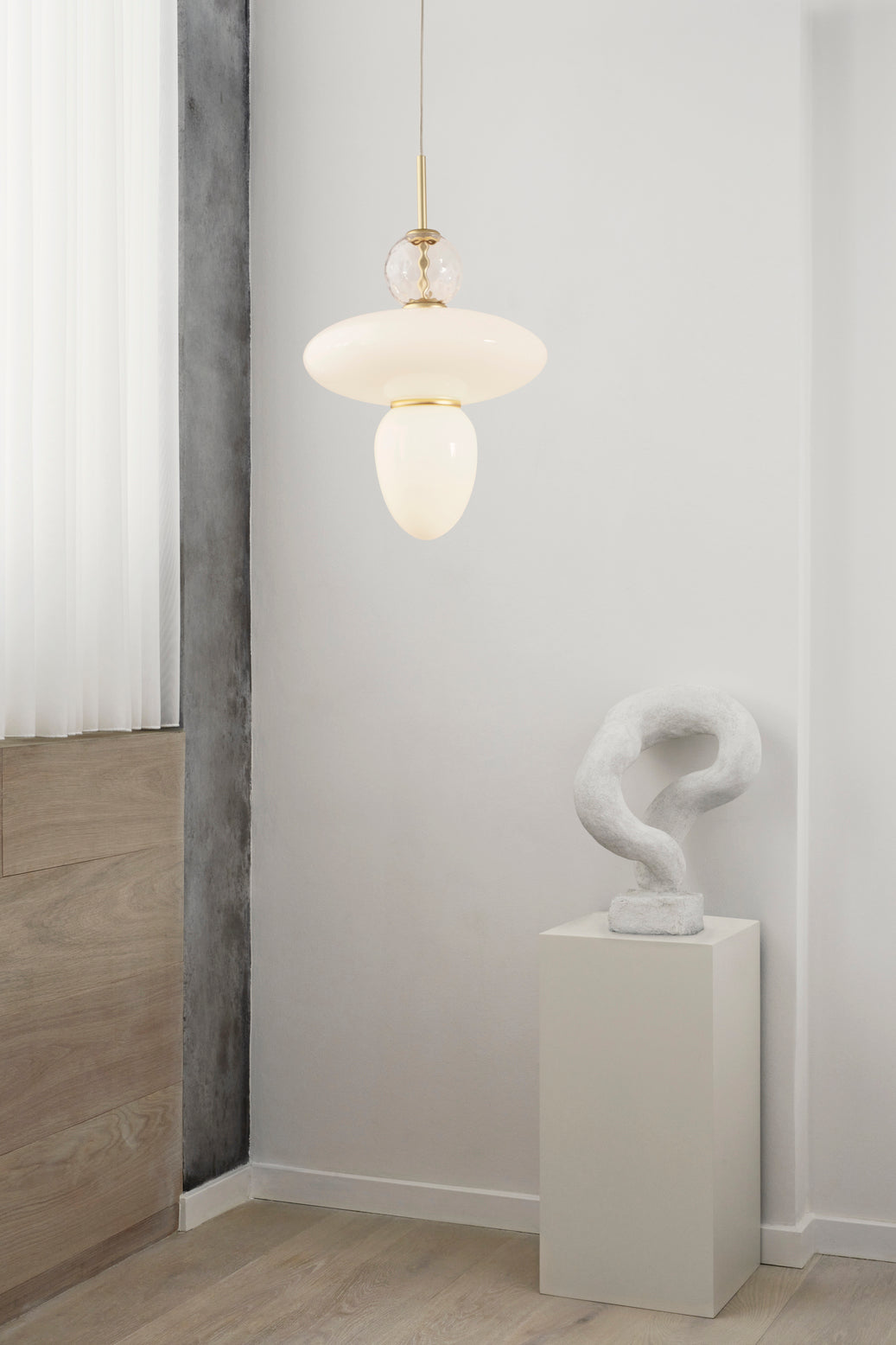 Hanglamp RIZZATTO 43 messing met opaalglas