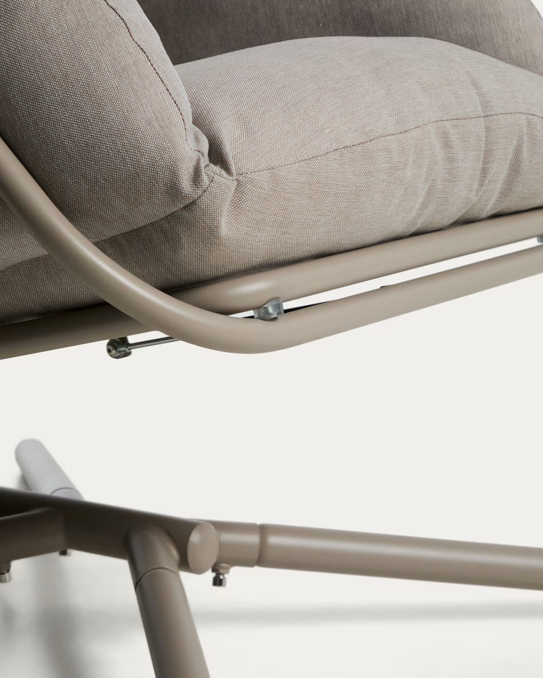LIVADI taupe hanging armchair