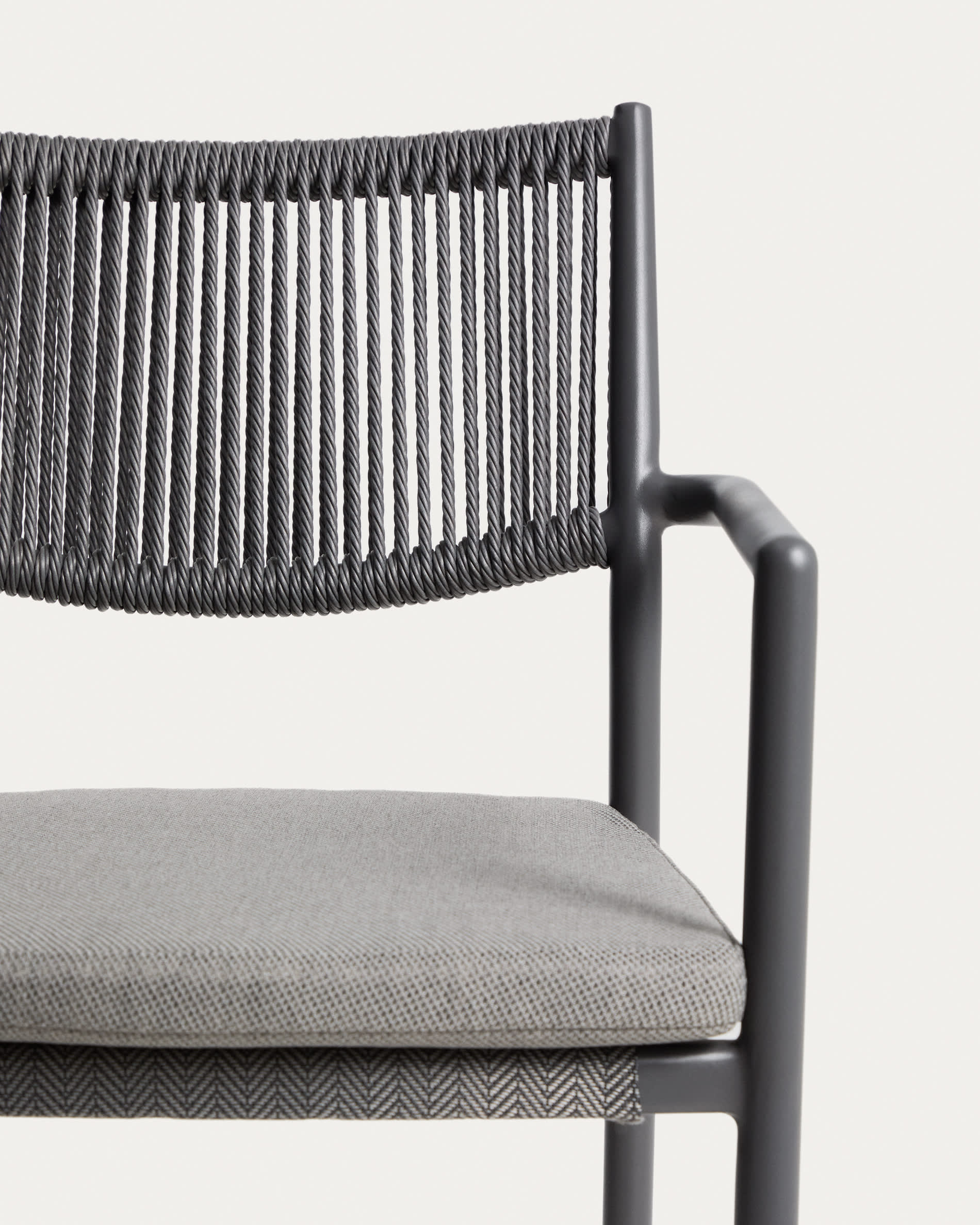 ARGASI garden chair in graphite