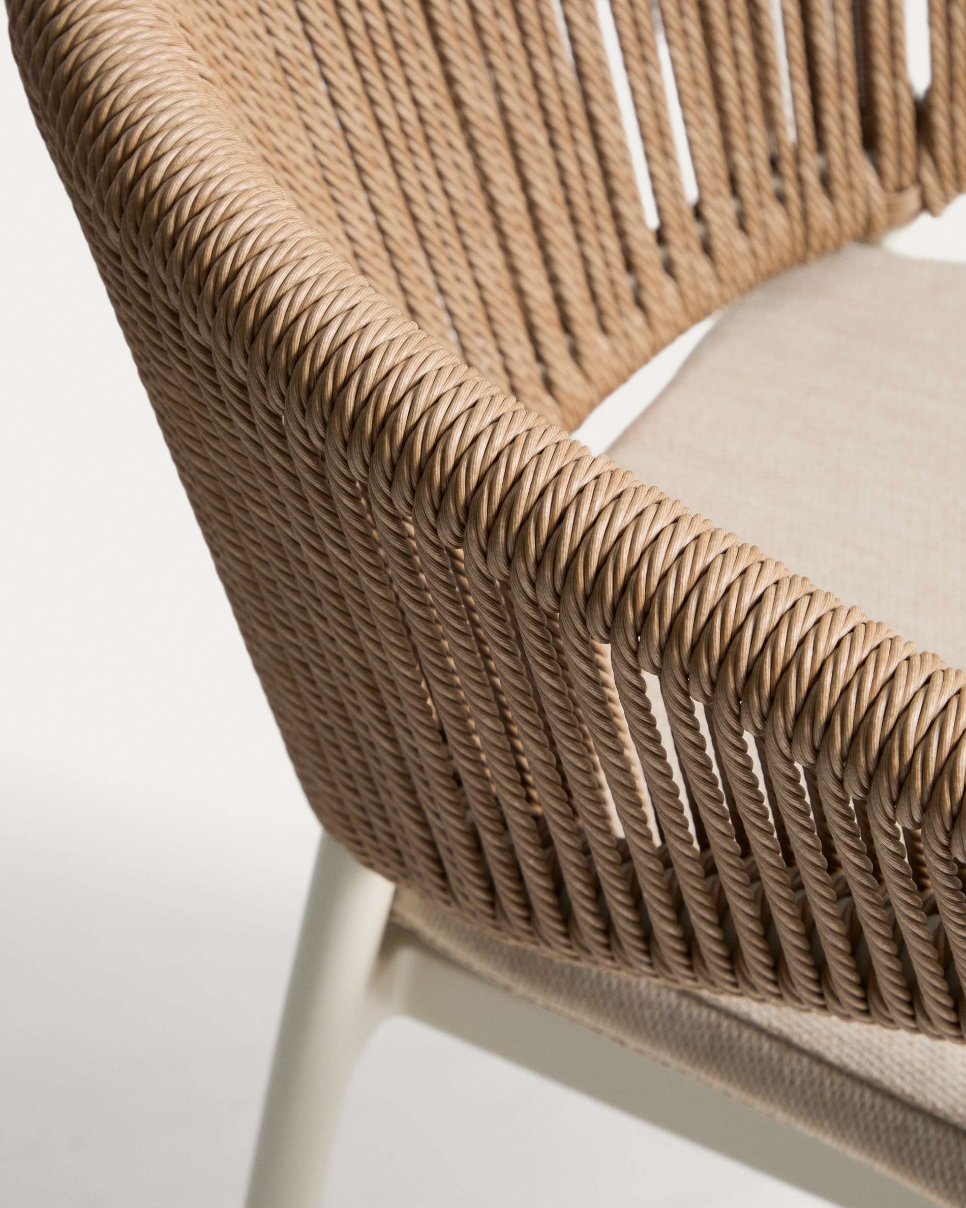 Gartenstuhl ZUARA ecru mit braunem Bezug