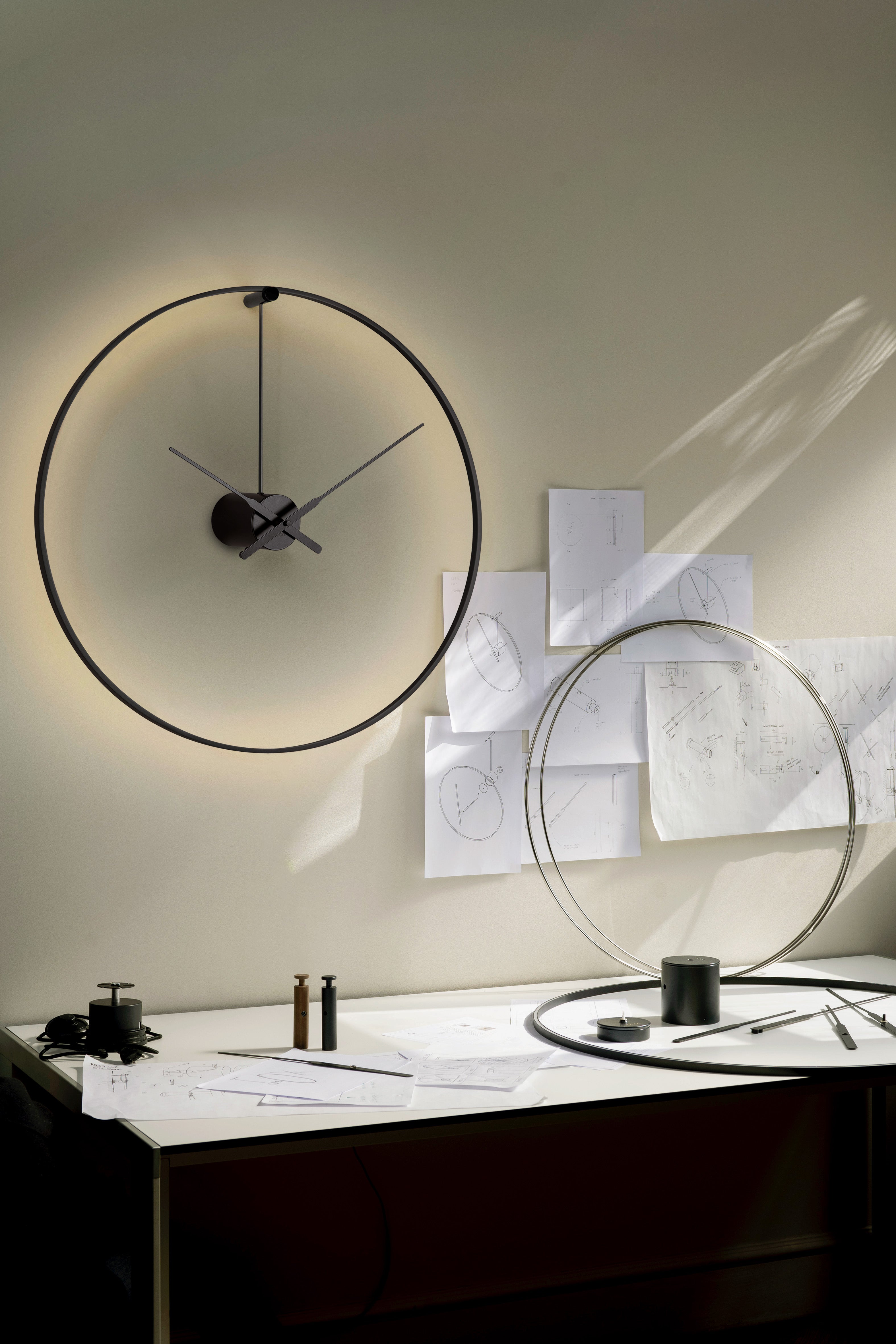 Illuminated Wall Clock OMBRA Black