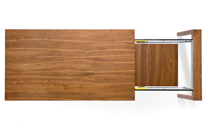 Ausziehbarer Tisch OMNIA aus Nussbaumholz