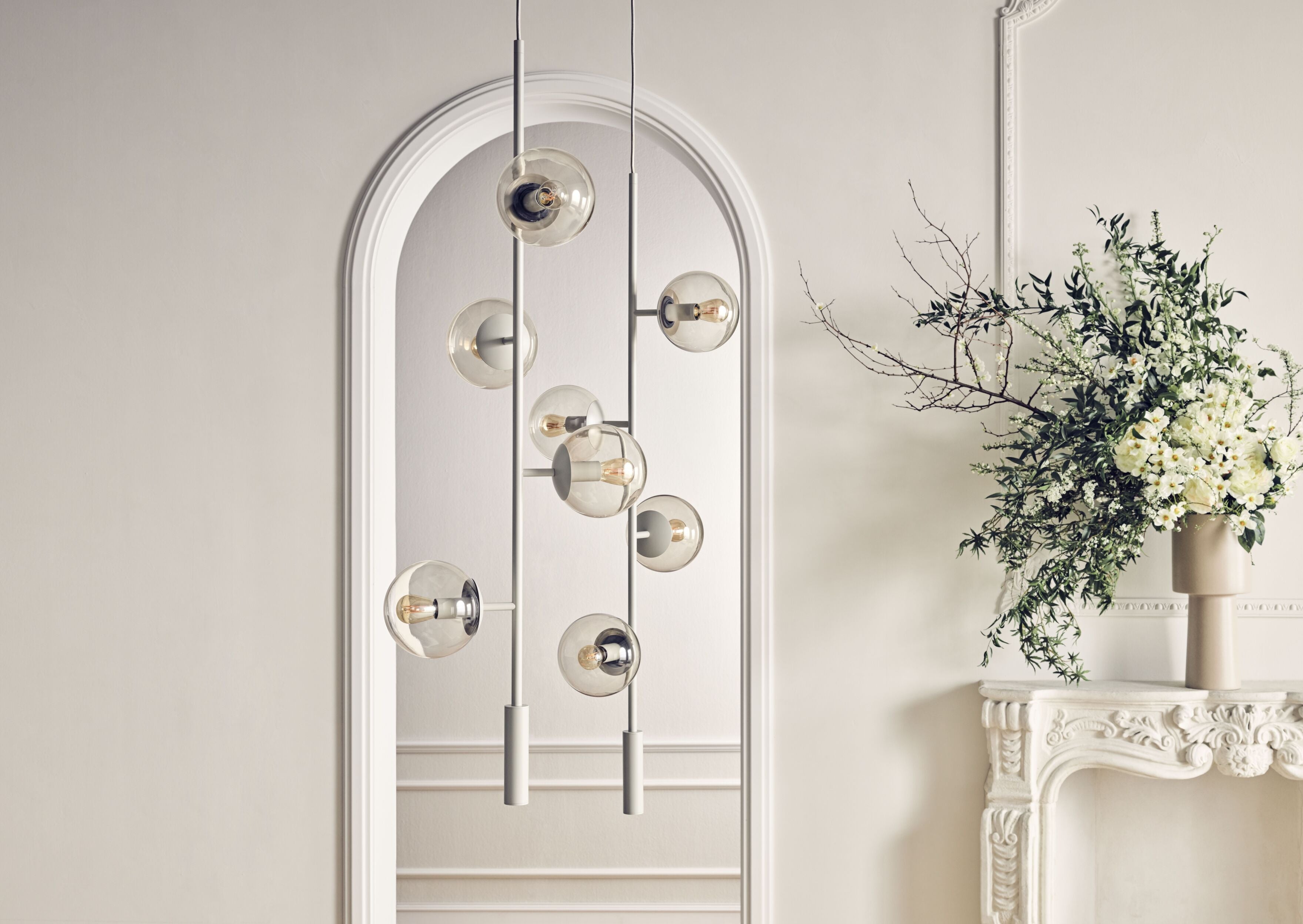 Hanging lamp orb lounge black