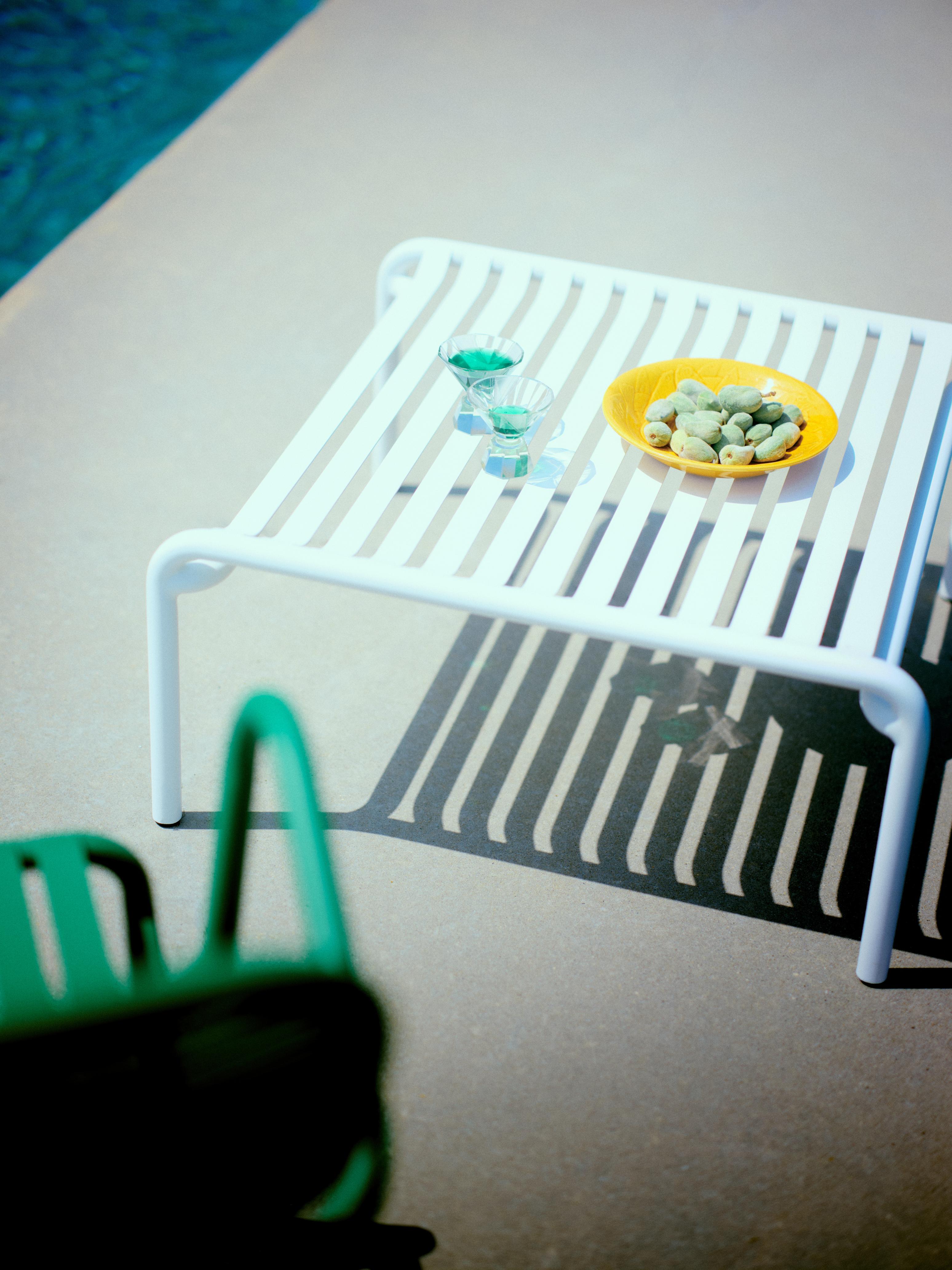 Vierkante tuin salontafel WEEK-END in roodbruin