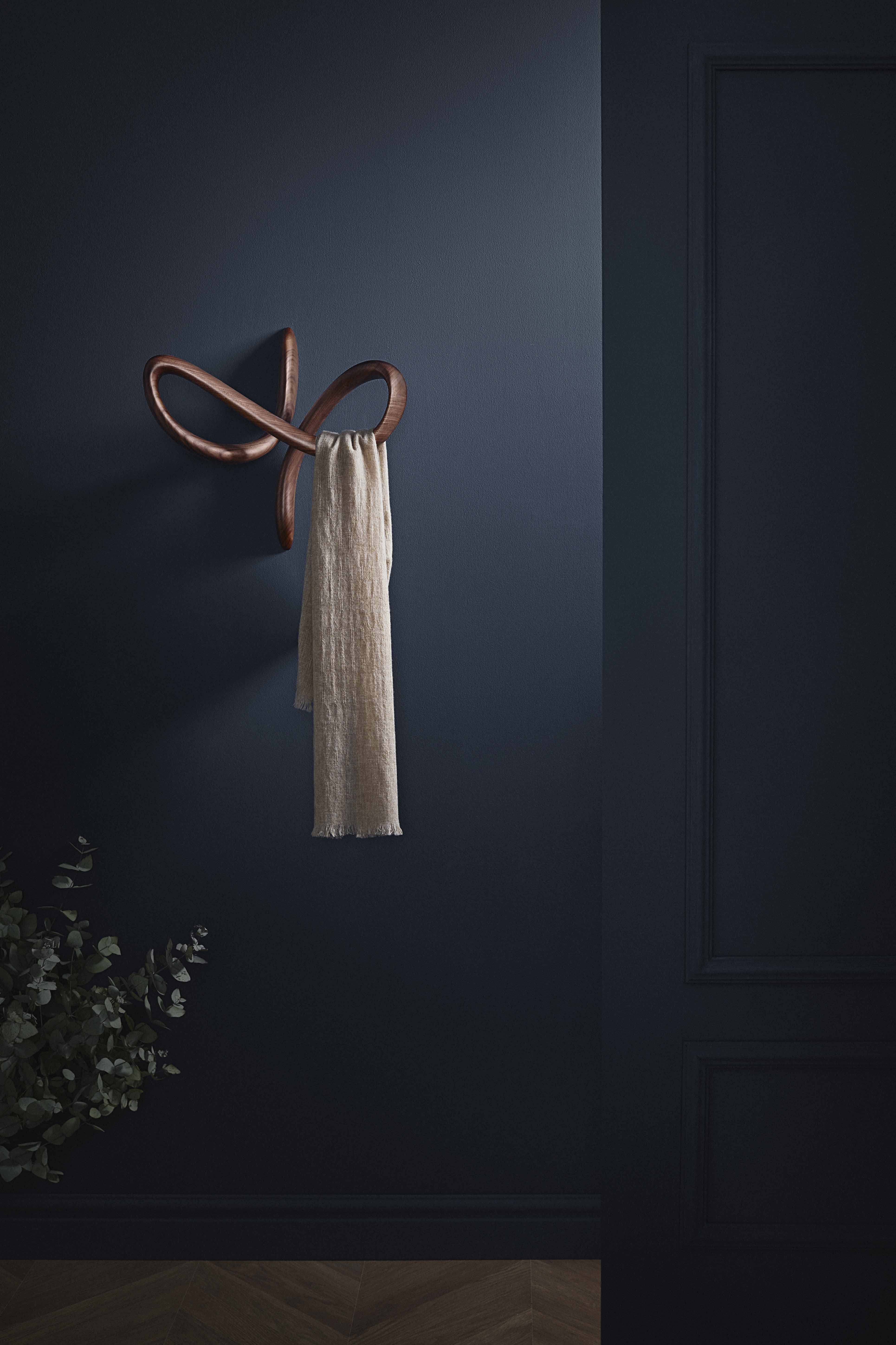 VERTIGO Wall Hook Walnut Wood