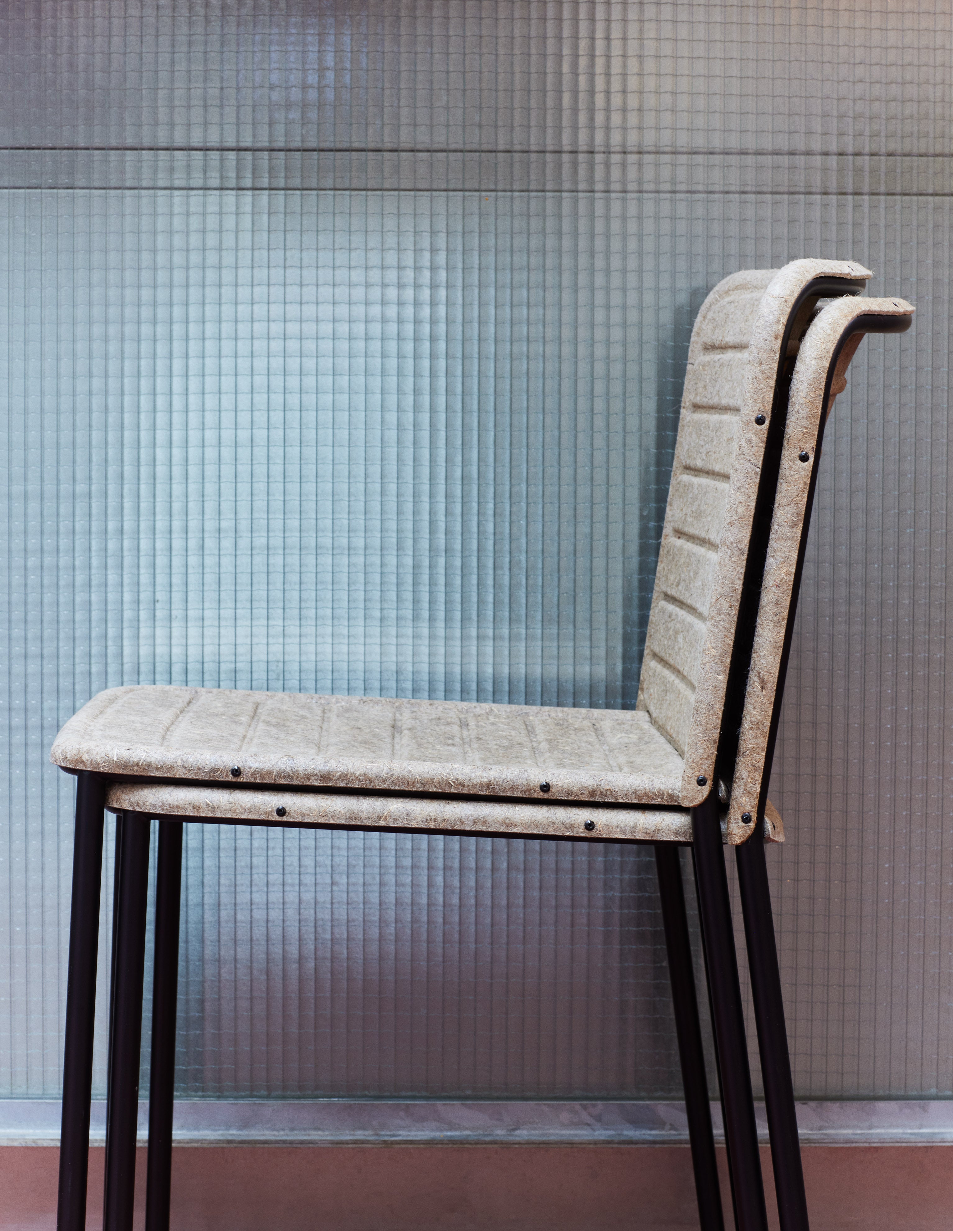 FLAX STACKER Chair brown