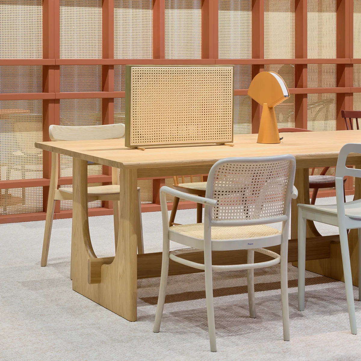 Eikenhouten SUND tafel