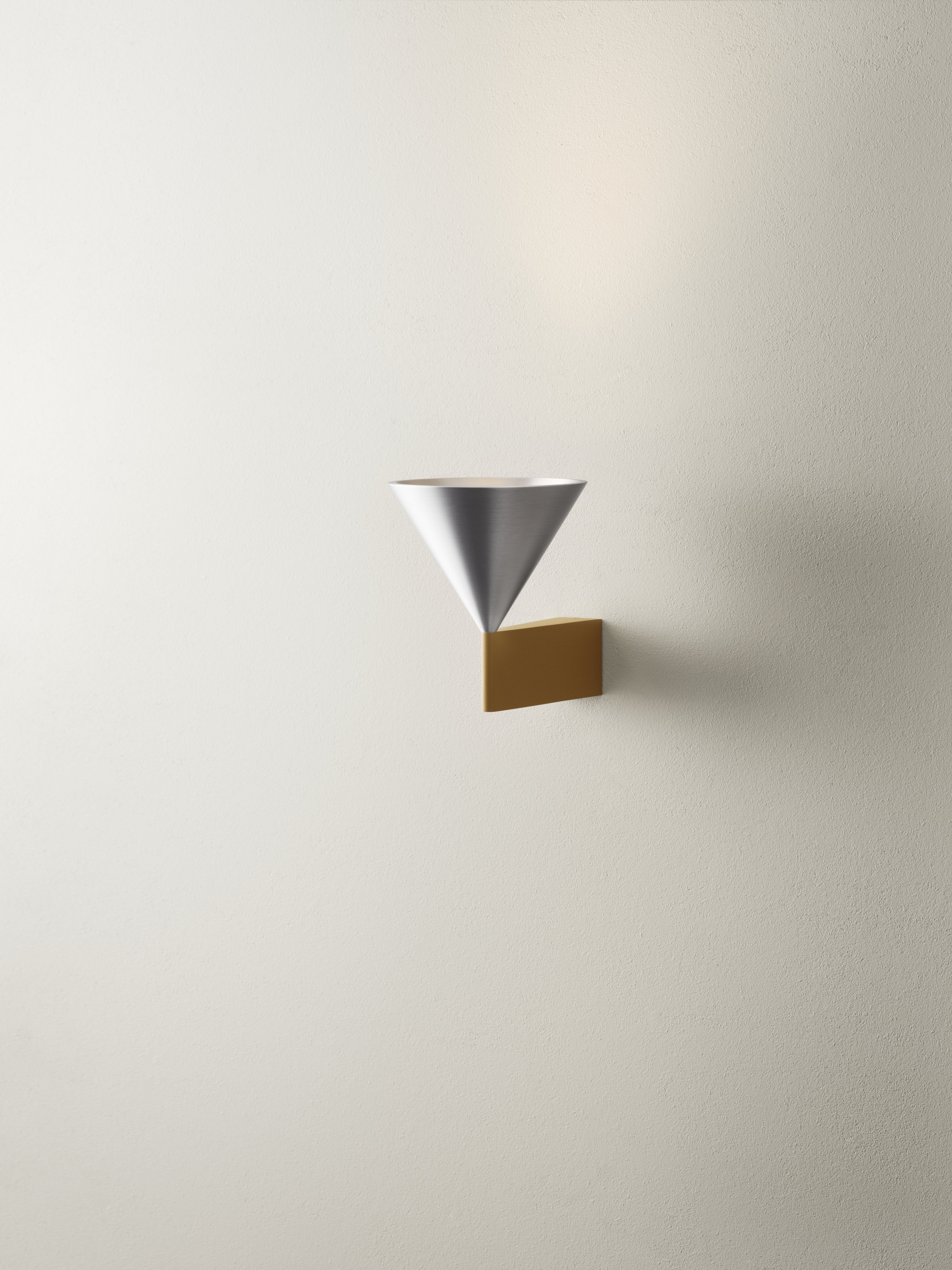 APOLLO wall lamp