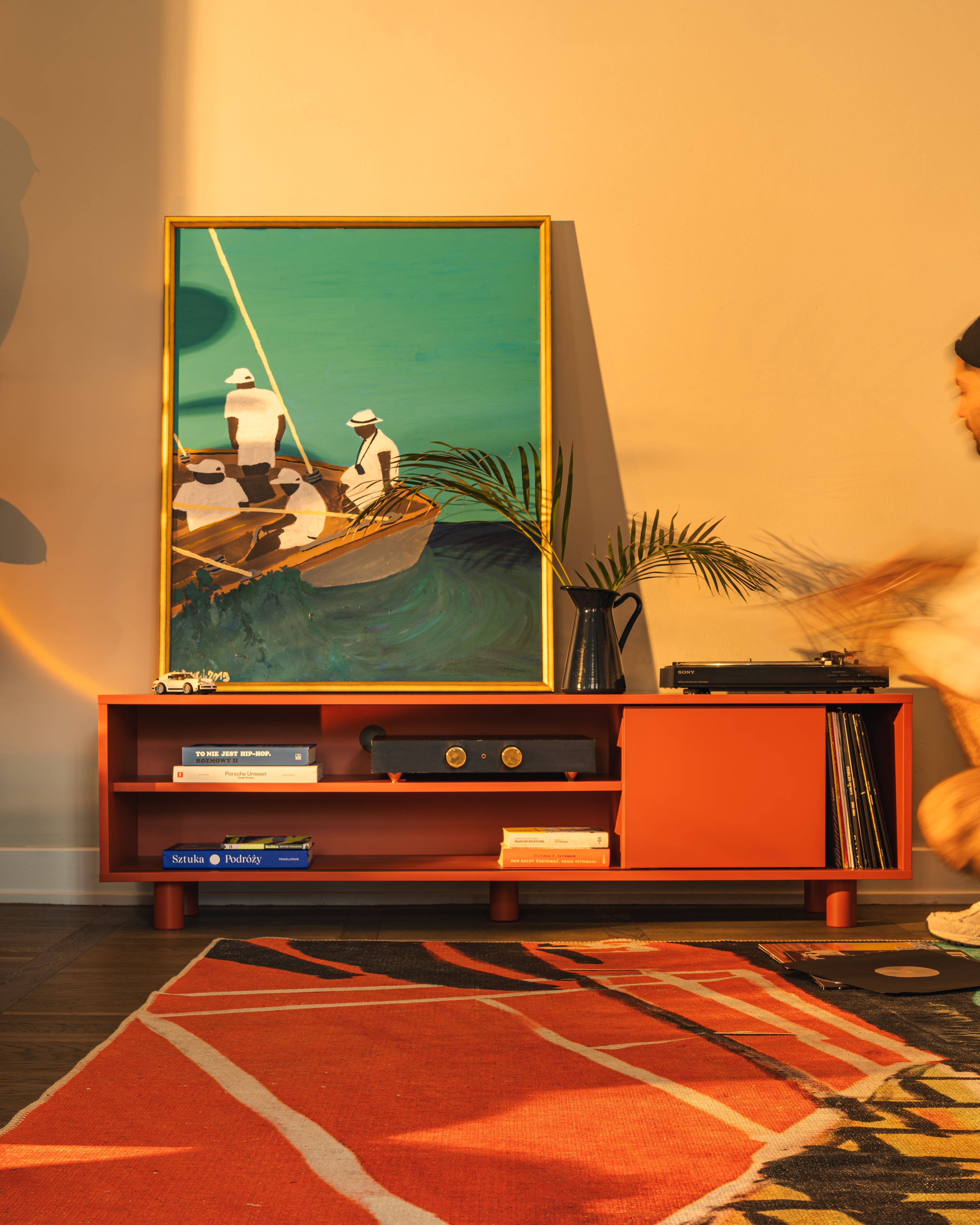 POP TV cabinet red rooibos