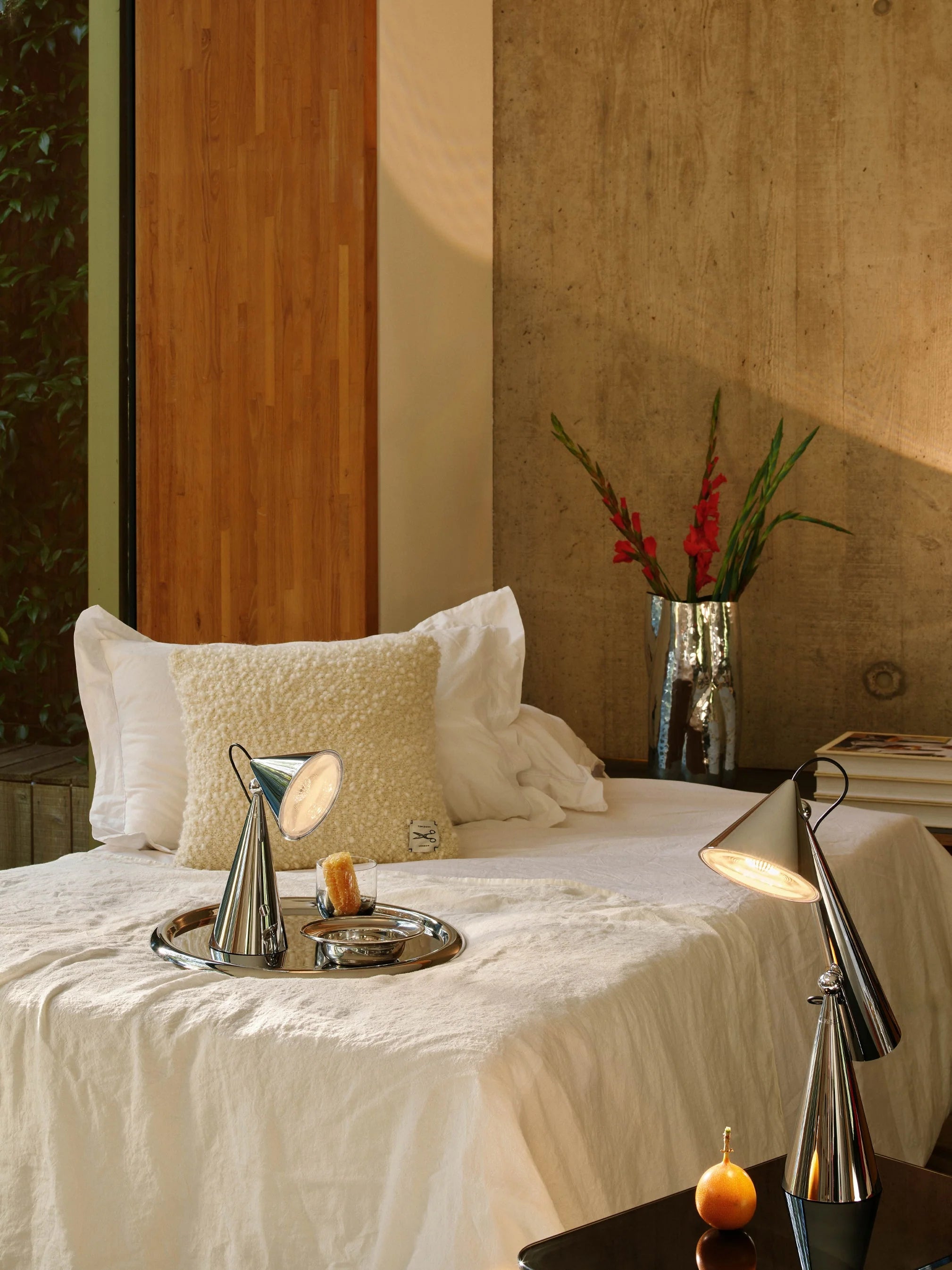 Portable table lamp POSE gray