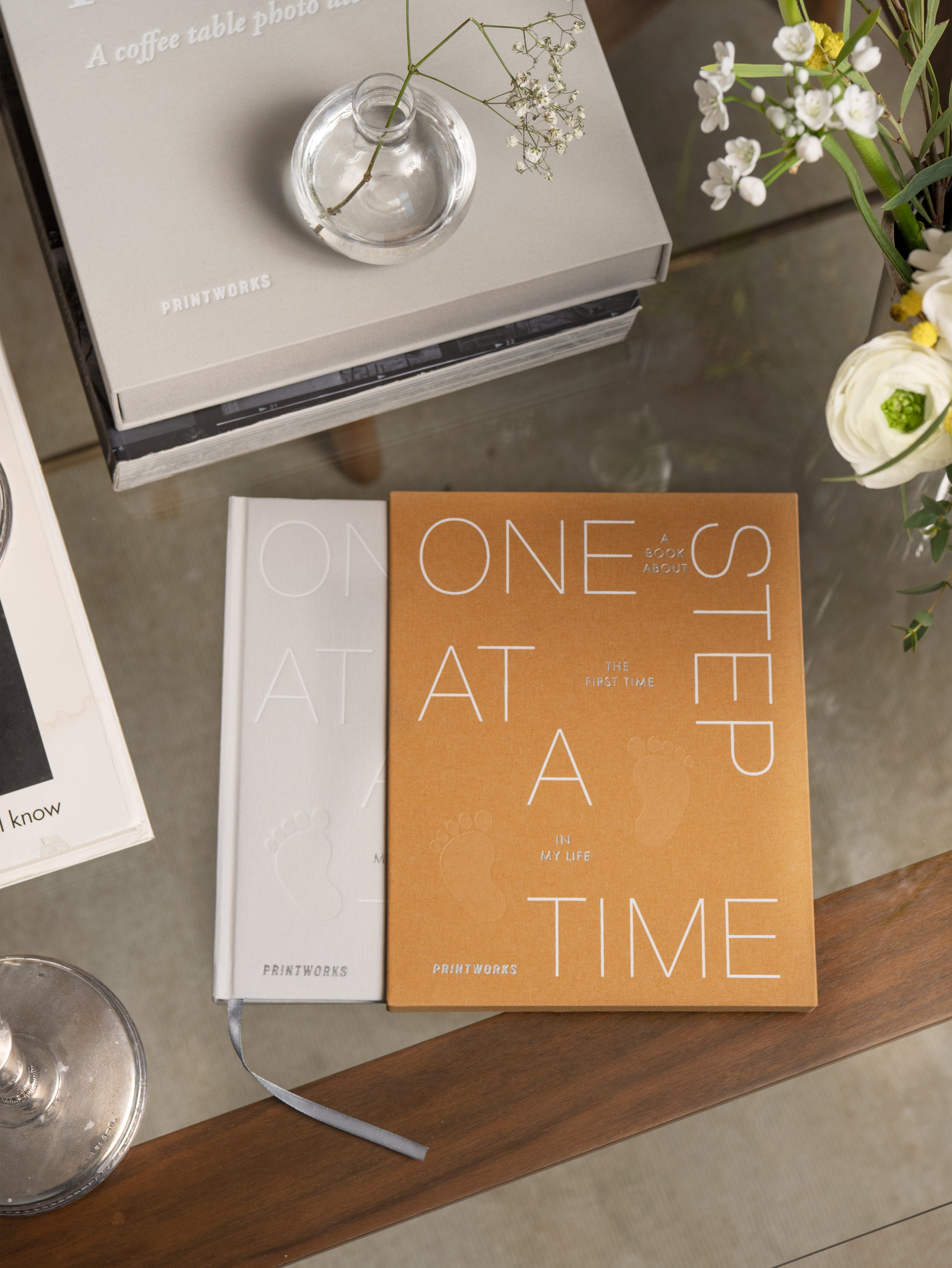 Herinneringen Album ÉÉN STAP TEGELIJK geel met wit