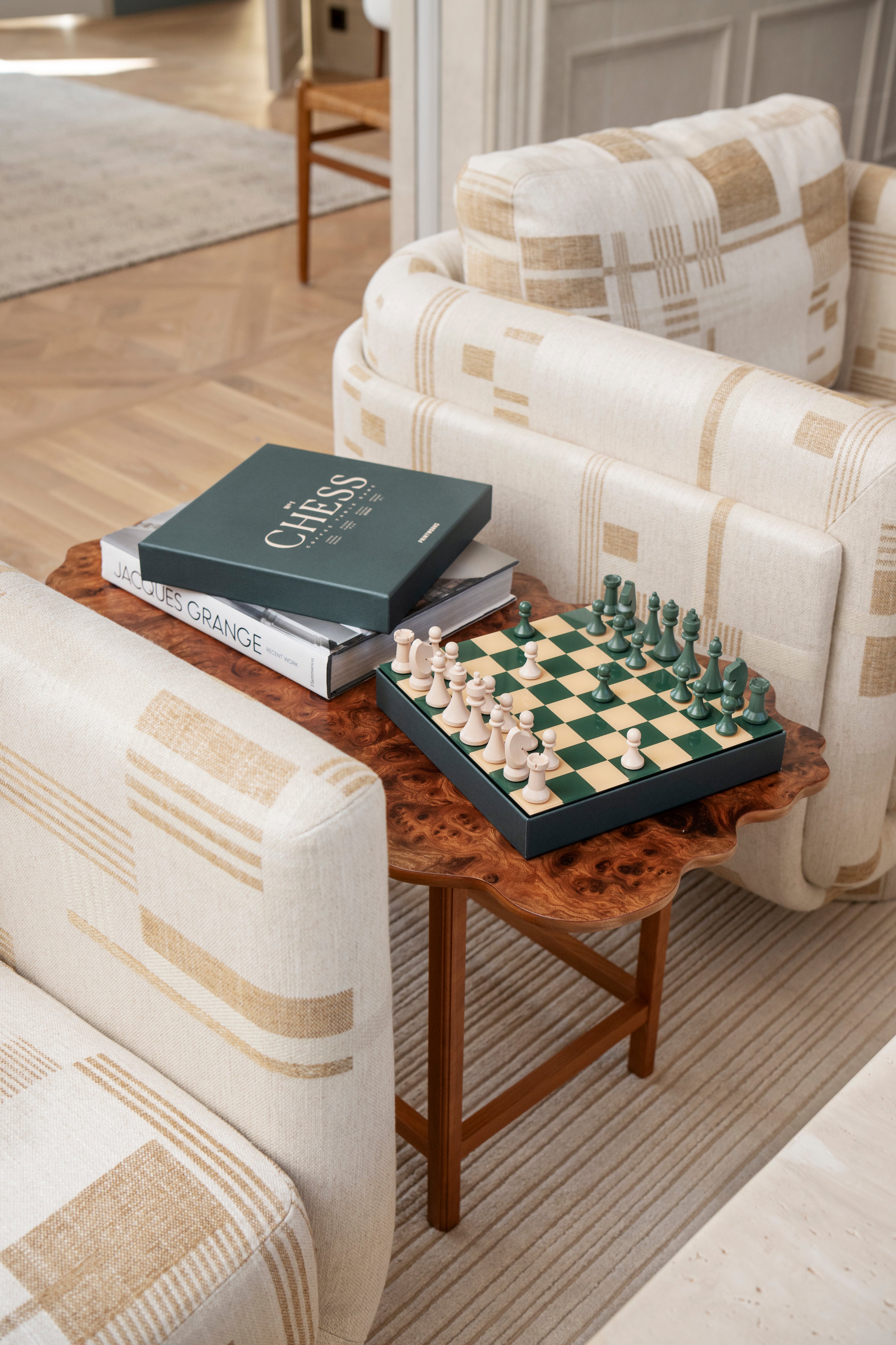CHESS CLASSIC Green Chess Set