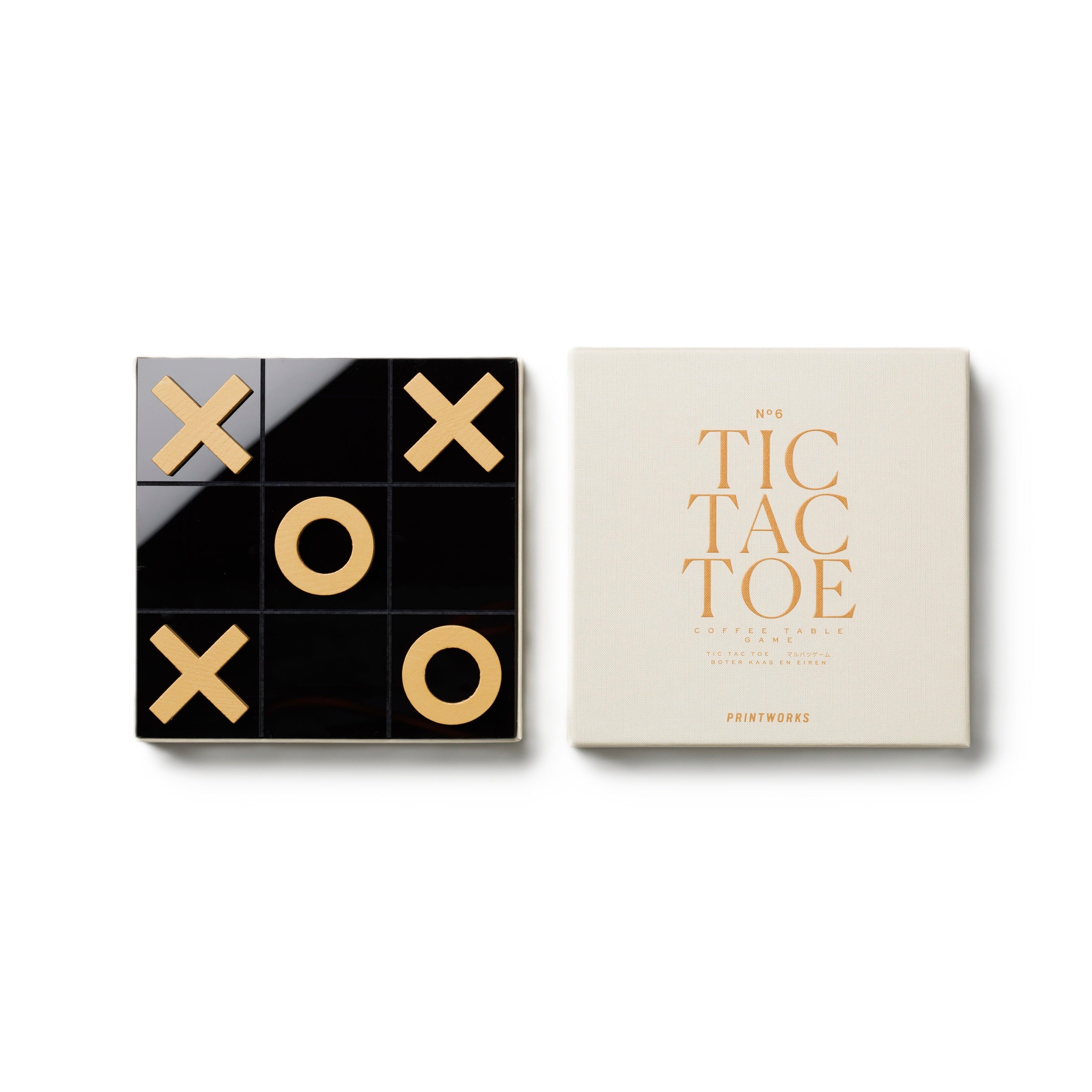 Beige TIC TAC TOE met zwarte stippen