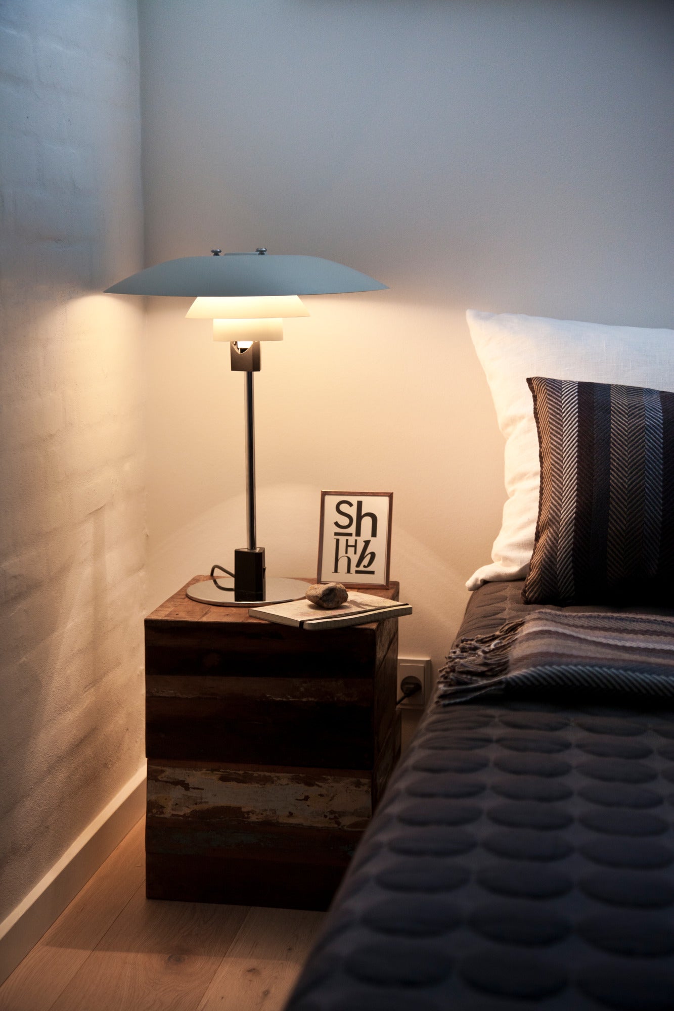 Tafellamp PH 4/3 wit met verchroomde voet