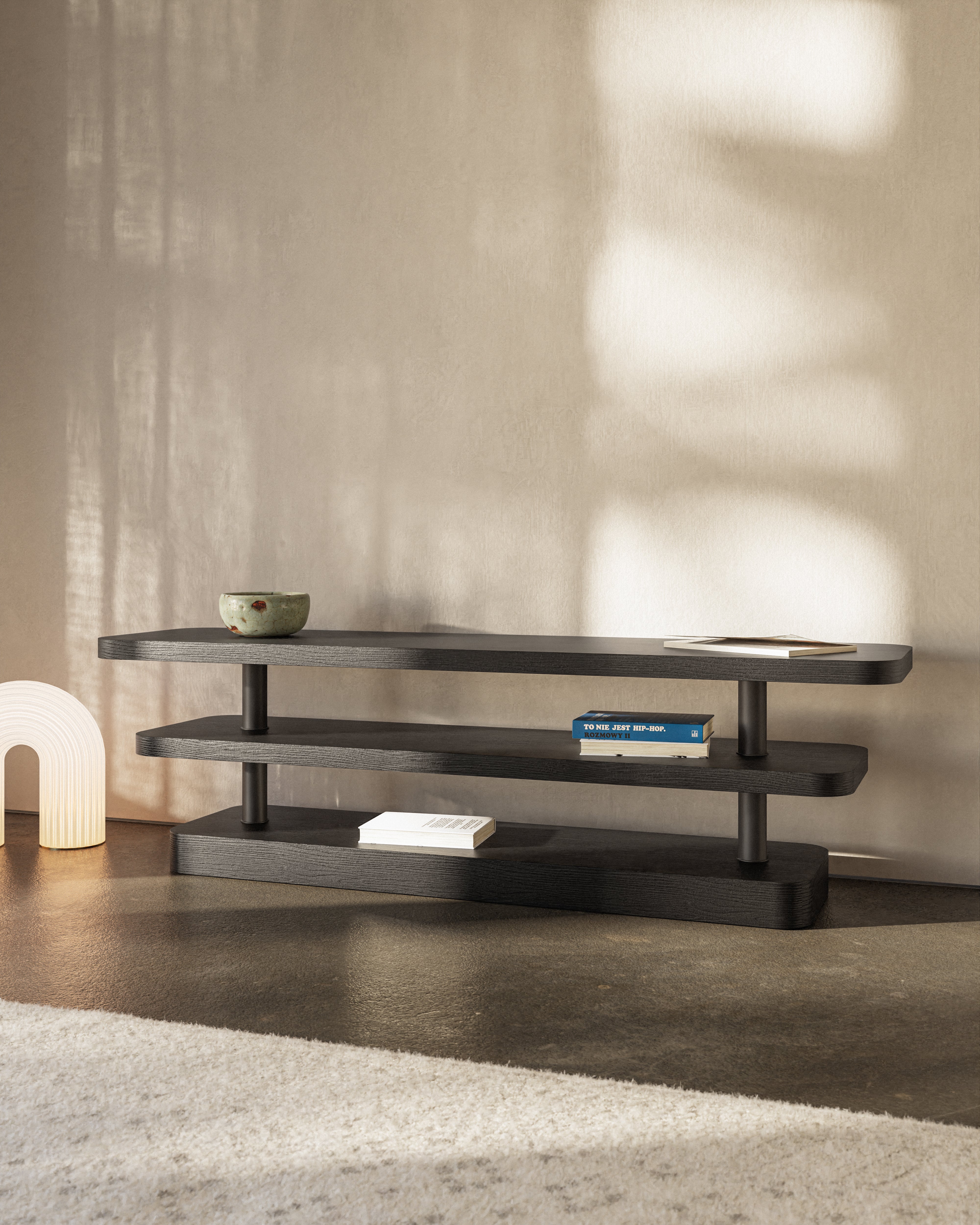 RTV-kast REL zwart met fineer