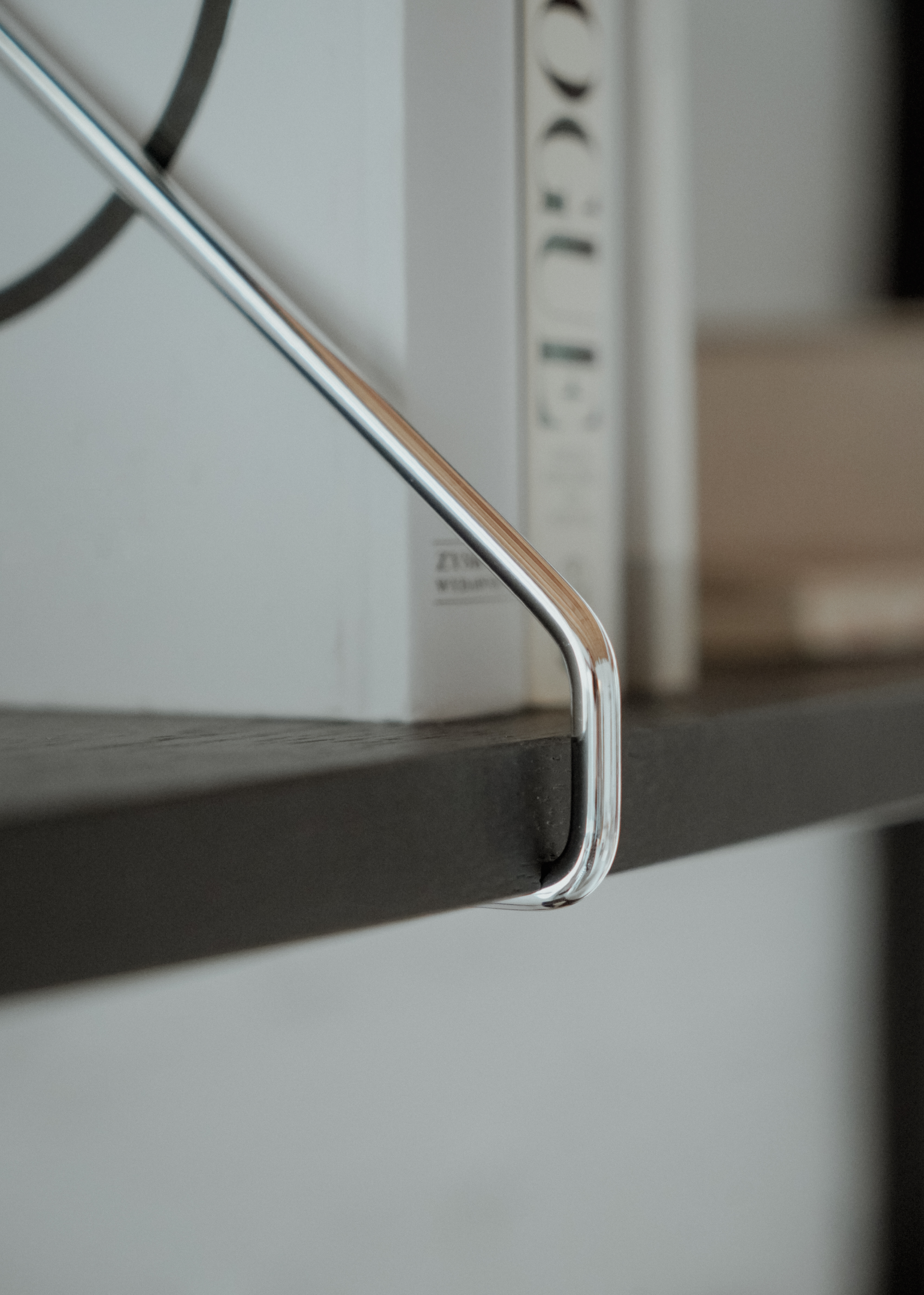 Wandrek RODD DUO van eikenhout in ebbenhout