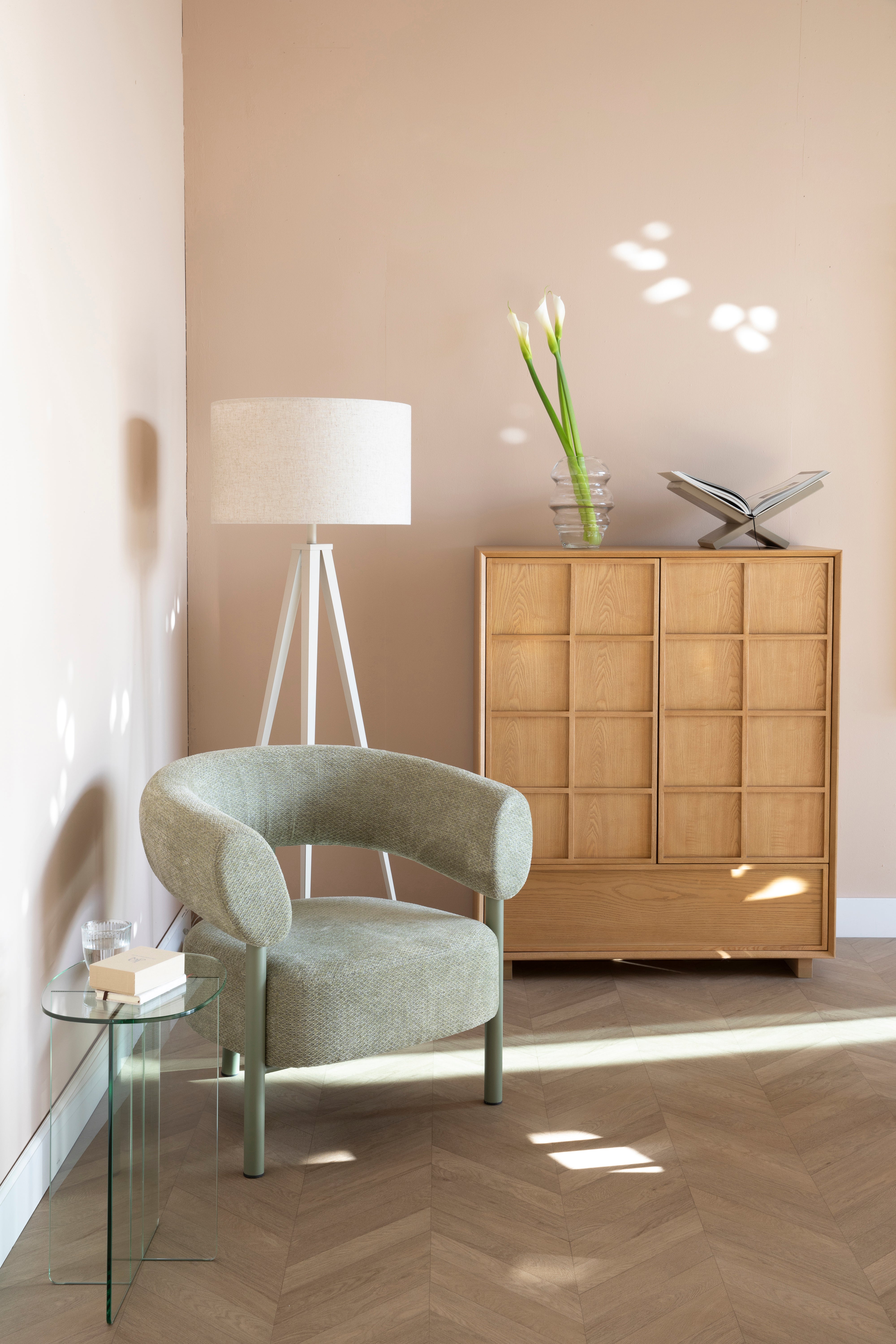 Schrank RASTER Eschenfurnier