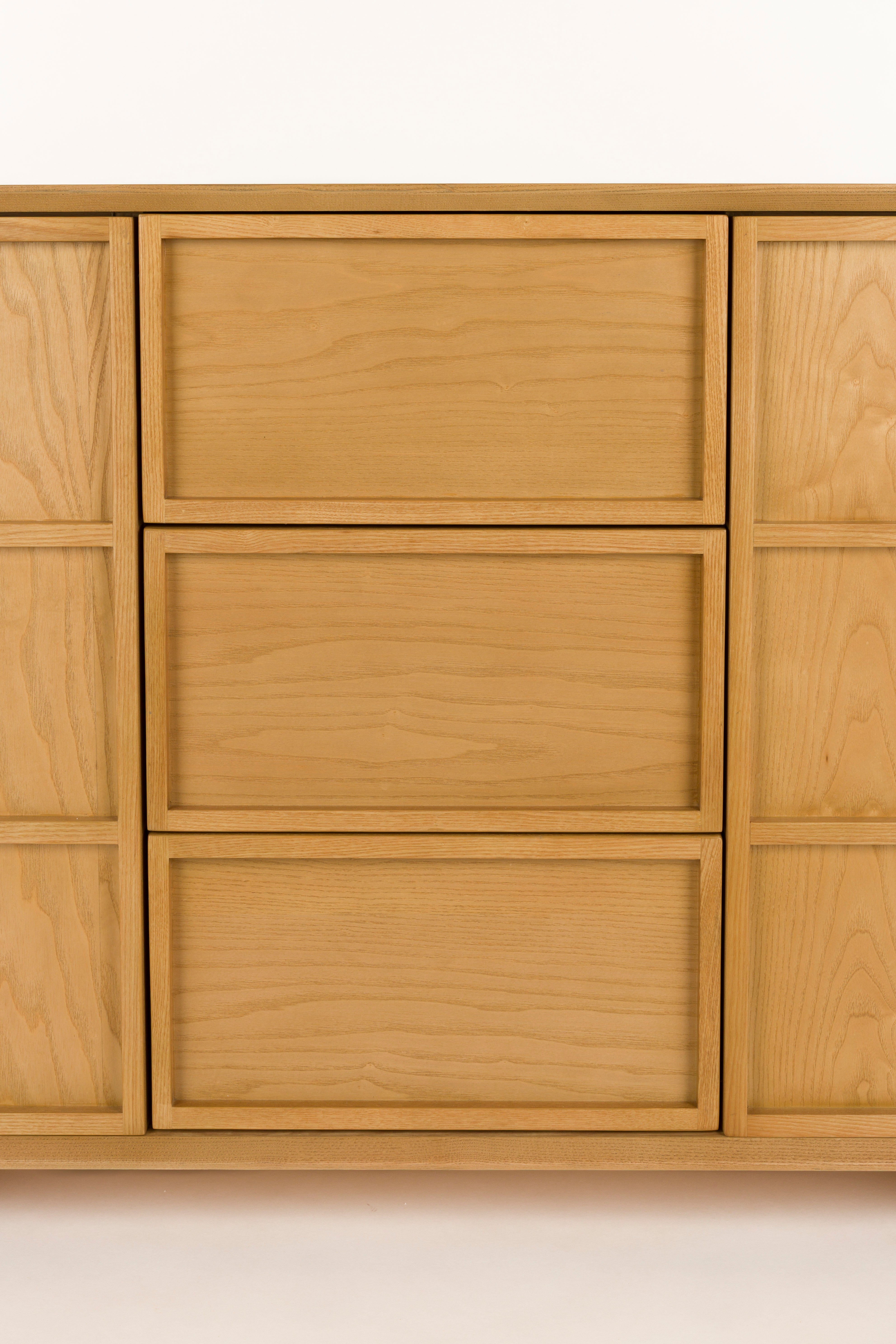 Kommode RASTER aus Esche