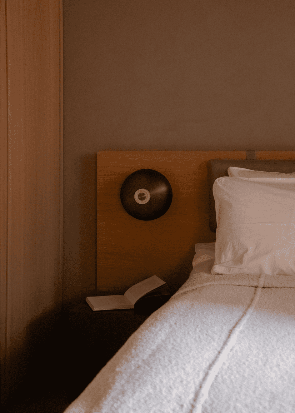 Wandlamp REVERSE bruin aluminium