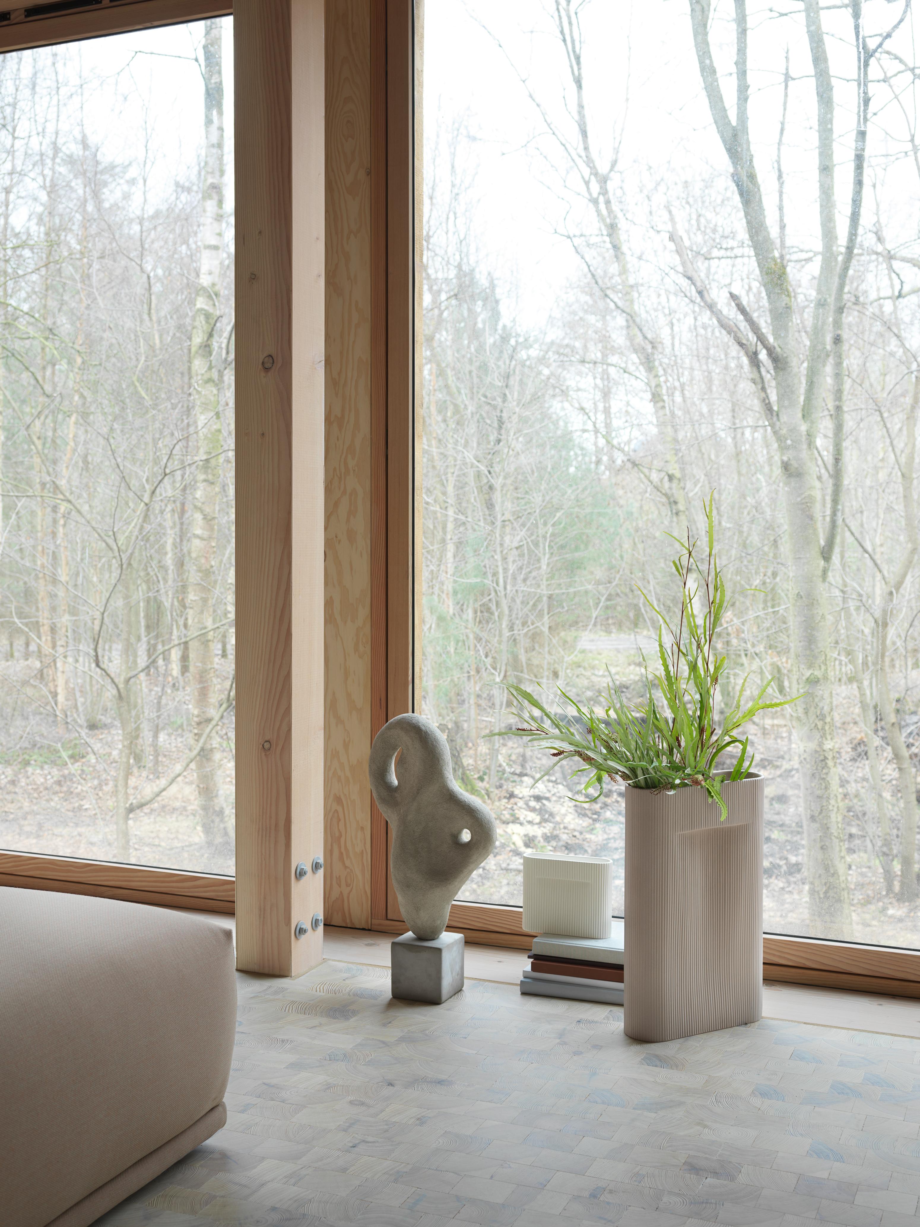 Beige keramische vaas RIDGE