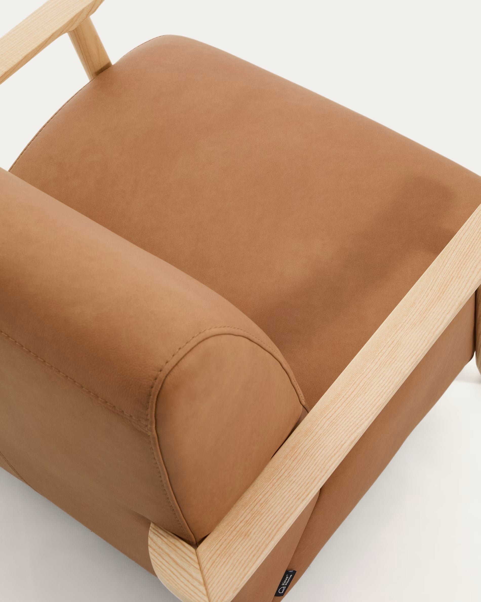 Fauteuil MEGHAN bruin leren met essen basis