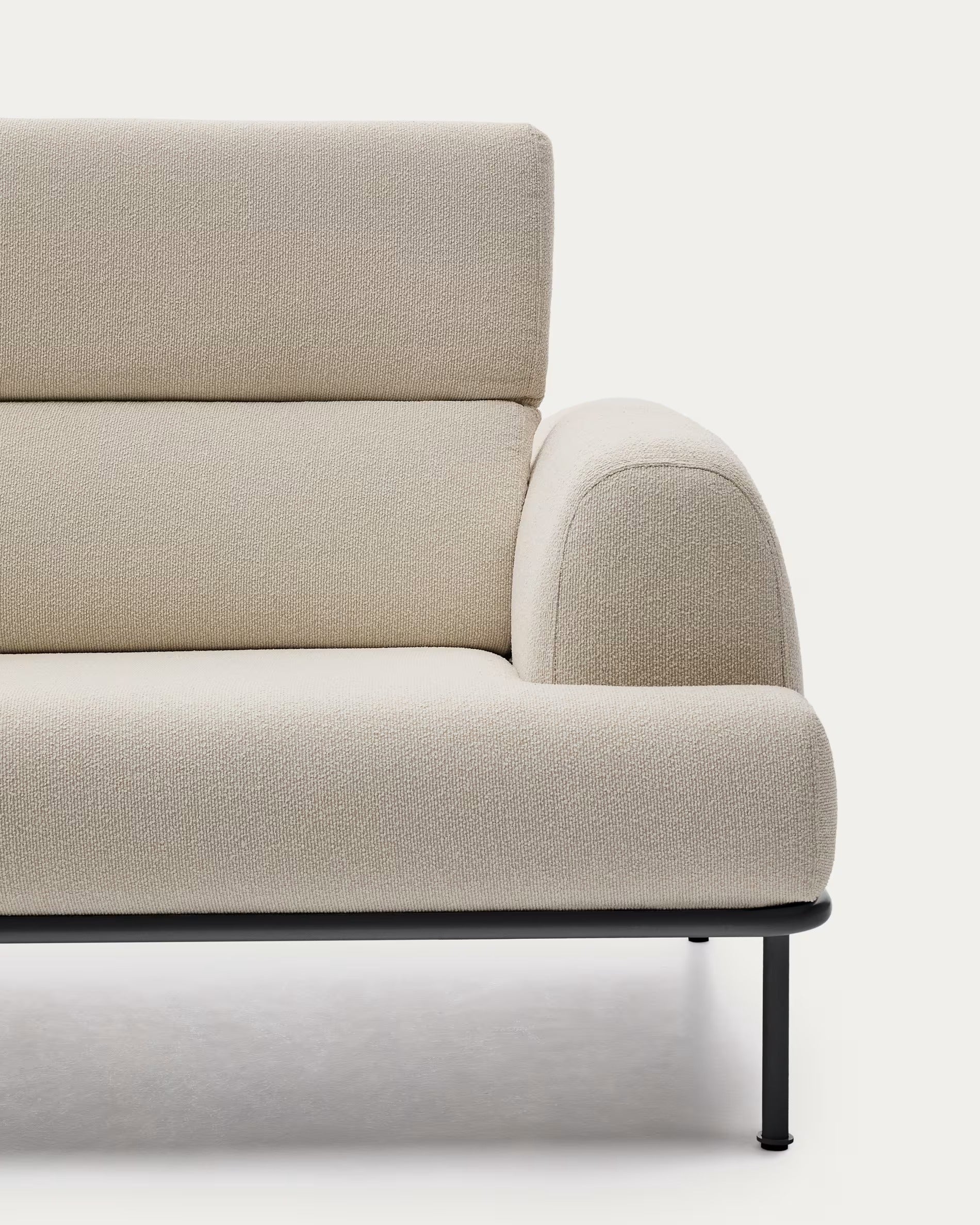 Sofa 3-zits AURUM ecru chenille met donkergrijze basis