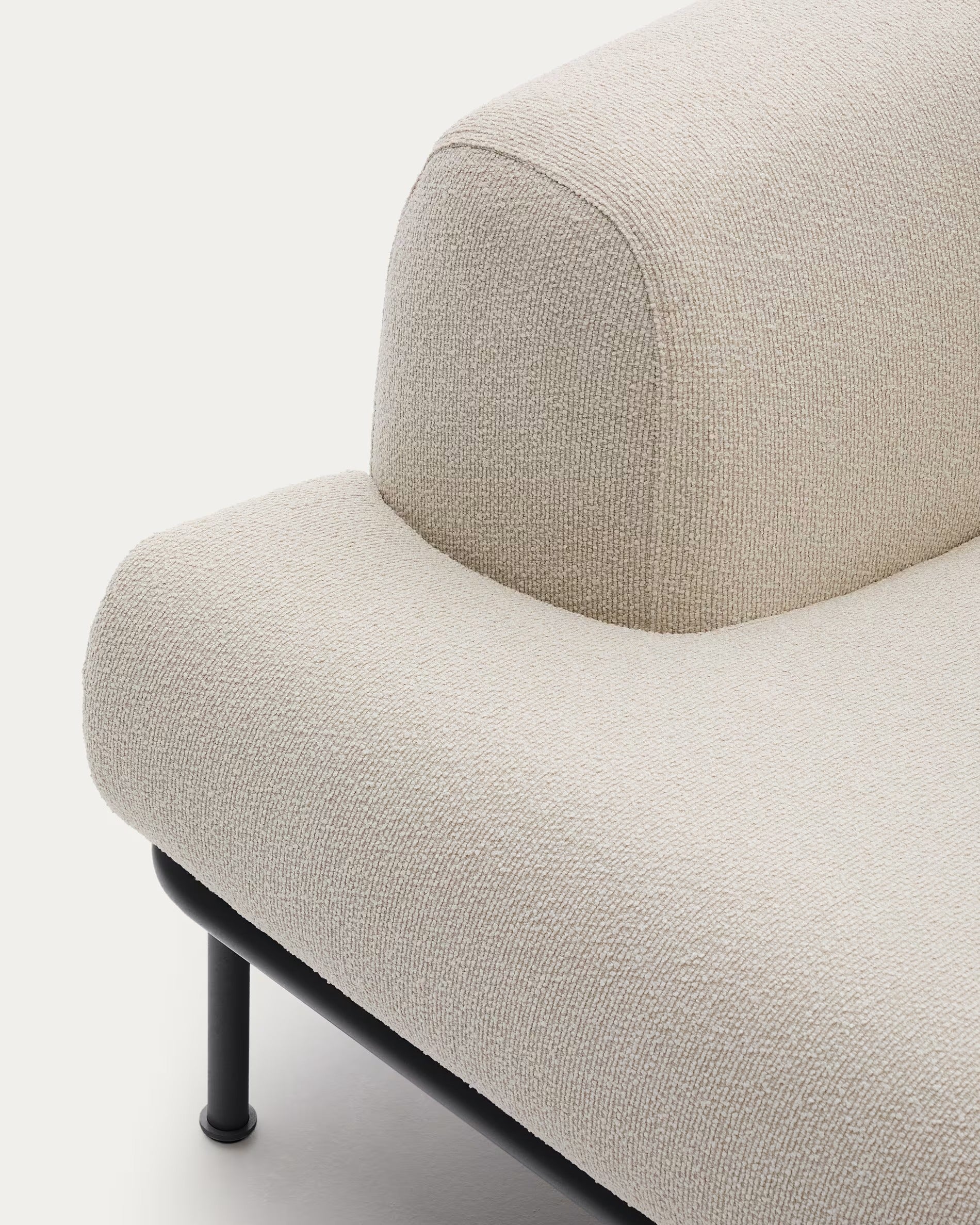 Sofa 3-zits AURUM ecru chenille met donkergrijze basis