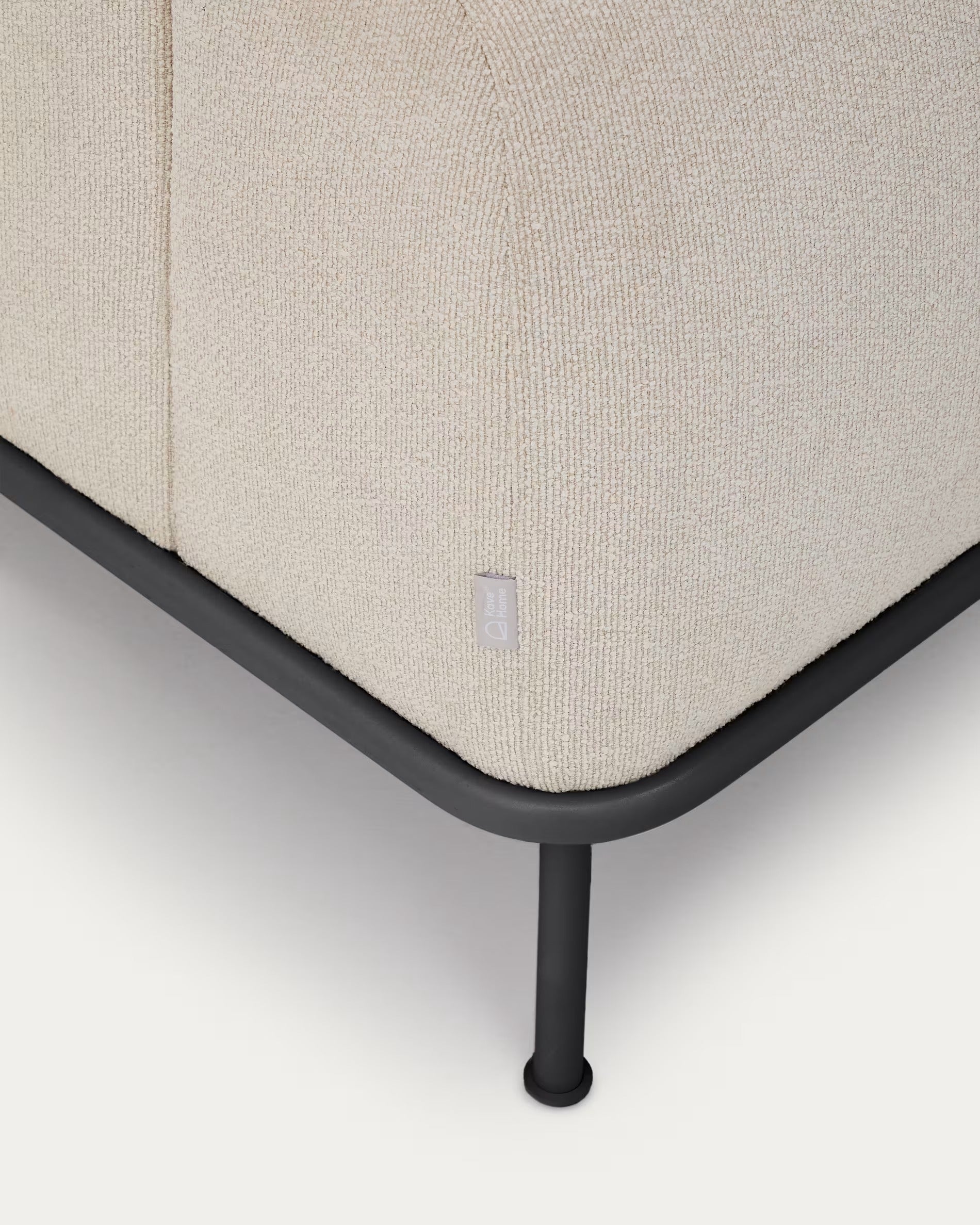 Sofa 3-zits AURUM ecru chenille met donkergrijze basis